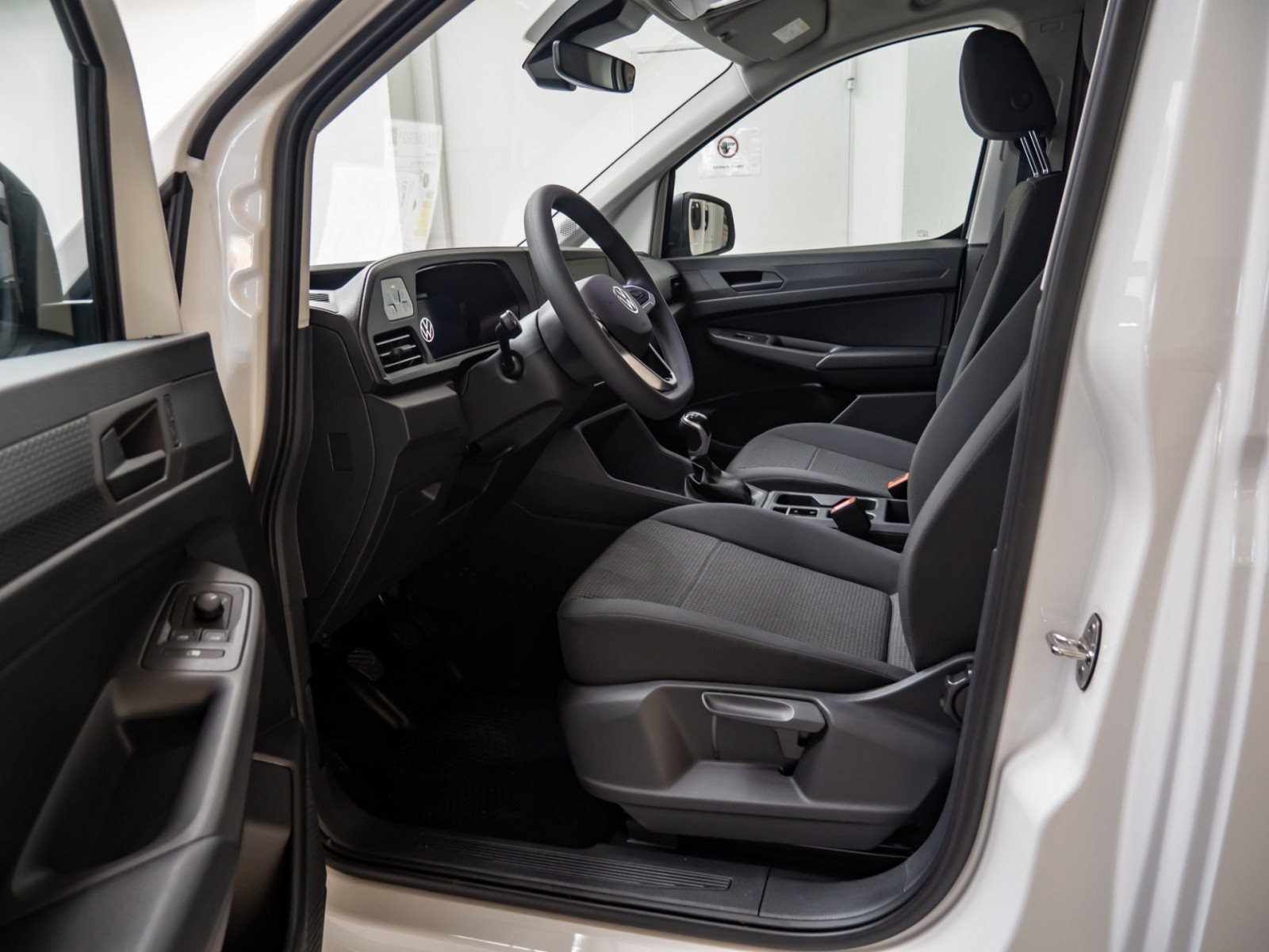 NFZ Caddy Cargo Motor: 1.5 l TSI EU6 85 kW Getriebe: 6-Gang-Schaltgetriebe Radstand: 2755 mm