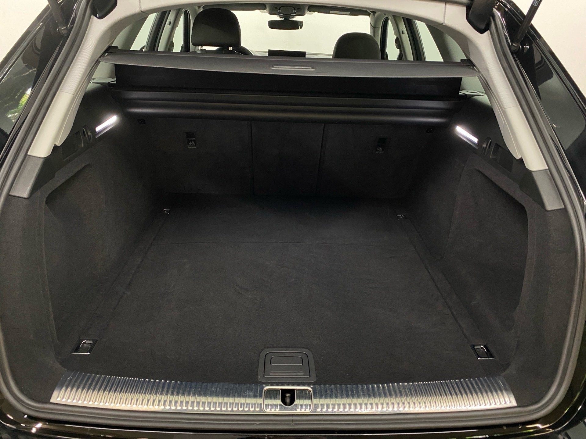 A4 Avant 30 TDI Rückfahrkamera Navi plus AUT LM
