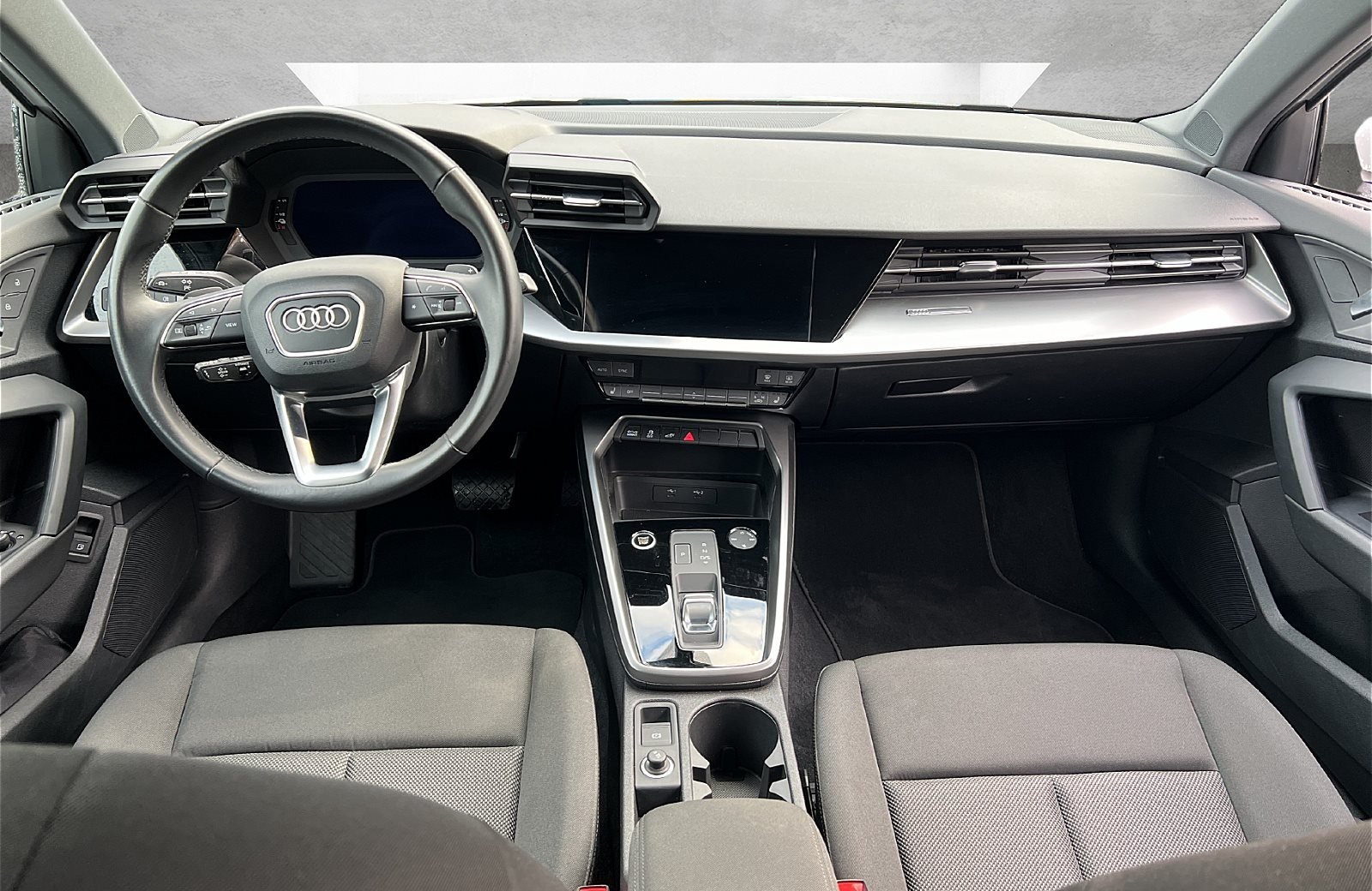 A3 Sportback 40 TFSI e Navigation Smartphone-Interface AHK ACC RKF