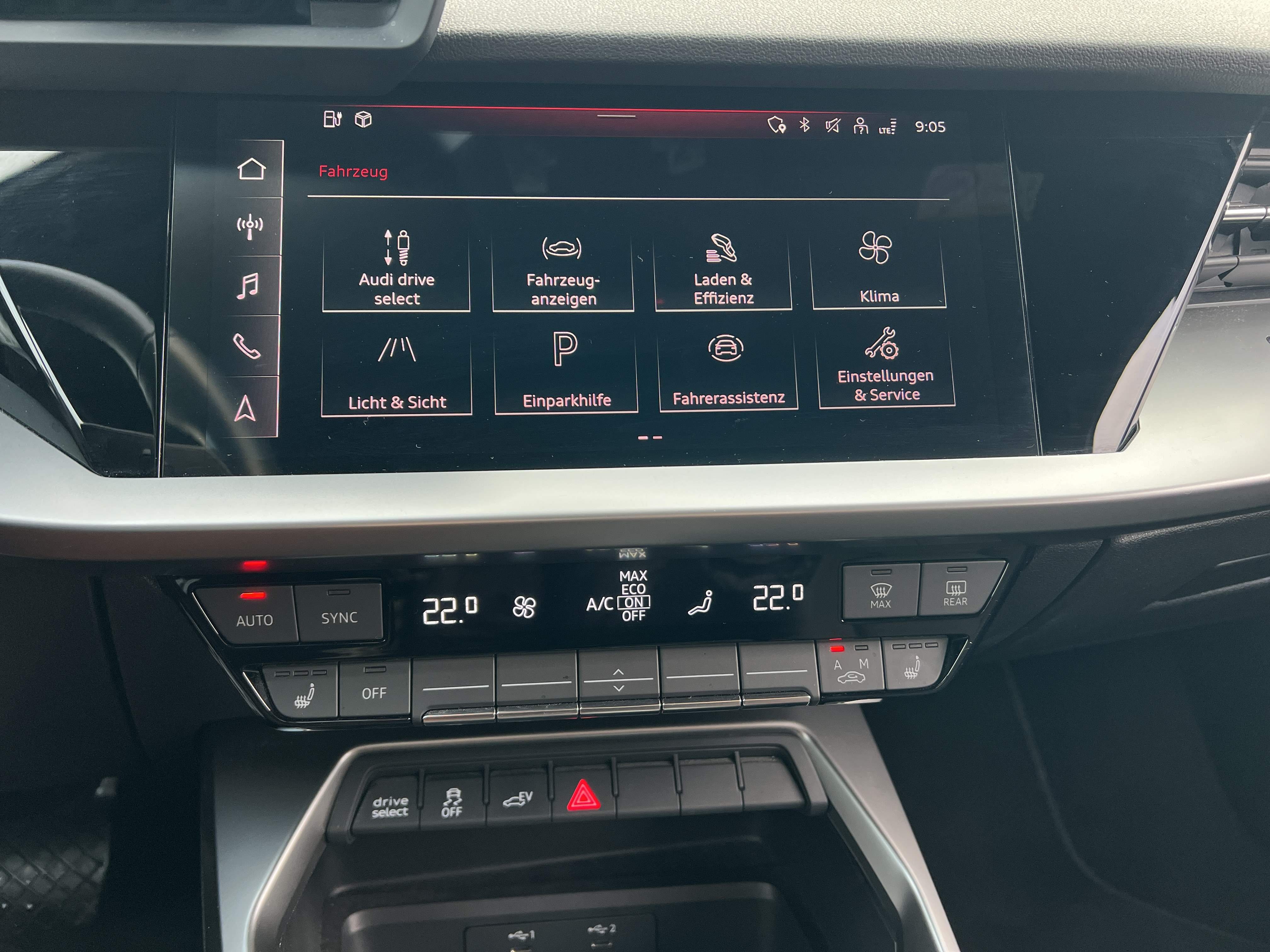 A3 Sportback 40 TFSI e Navigation Smartphone-Interface AHK ACC RKF