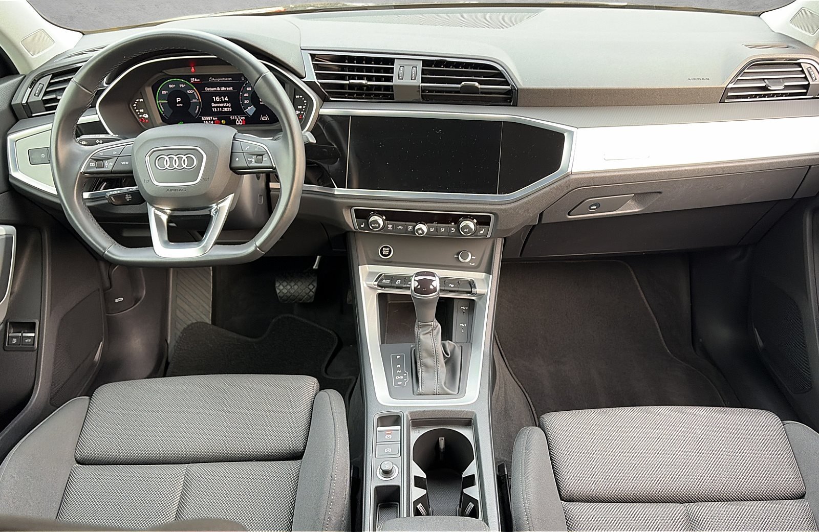 Q3 45 TFSI e AHK Rückfahrkamera LED 2xKlima AHK