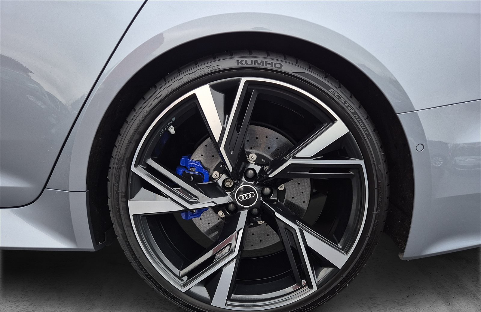 RS6 Avant 4.0 TFSI quattro Standheizung Pano B&O