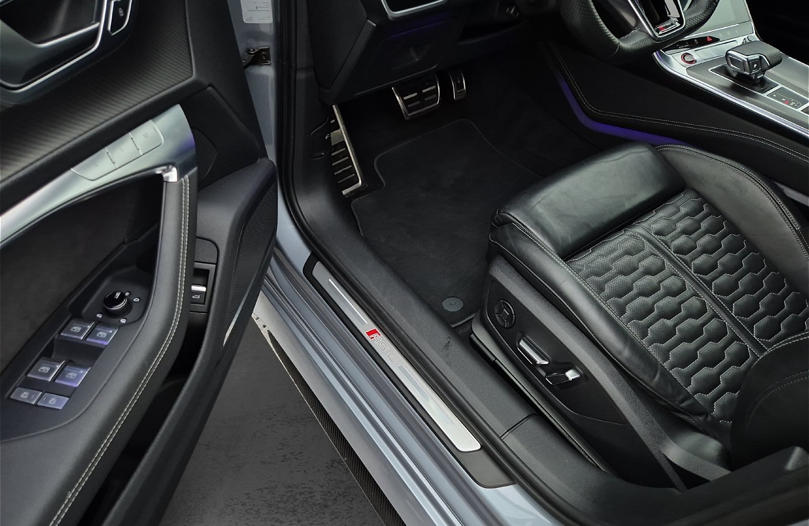 RS6 Avant 4.0 TFSI quattro Standheizung Pano B&O