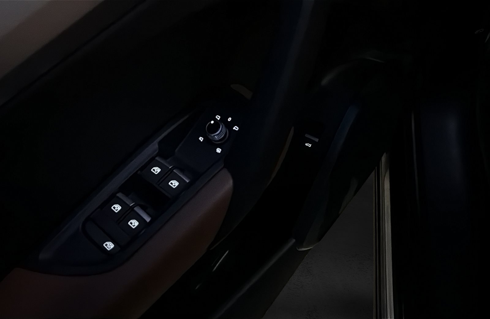 Q5 40 TDI quattro Smartphone Interface Pano Rückfahrk