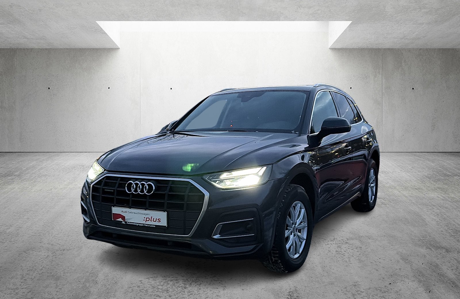 Q5 40 TDI quattro Smartphone Interface Pano Rückfahrk