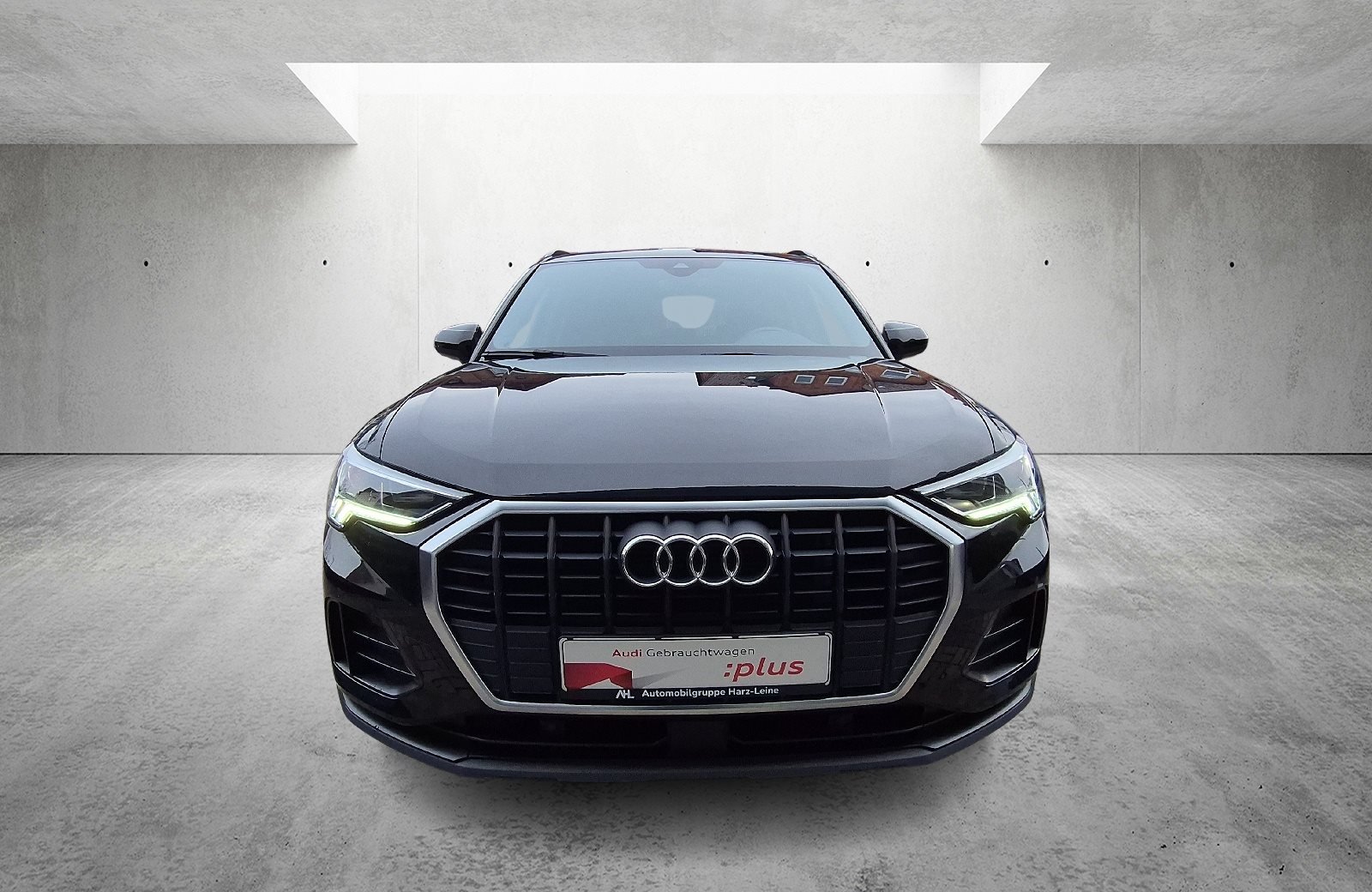 Q3 45 TFSI e AHK Navi S line 2xKlima AHK AUT LED