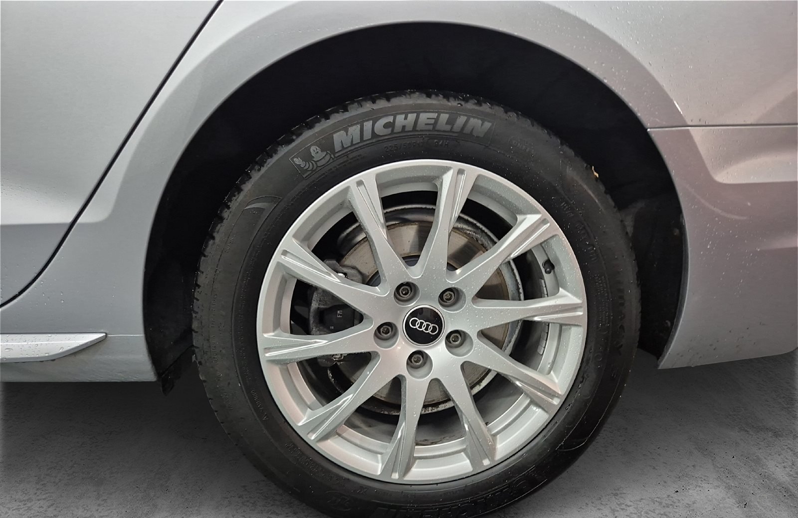 A4 Avant 40 TDI quattro advanced AHK Smartphone Interface