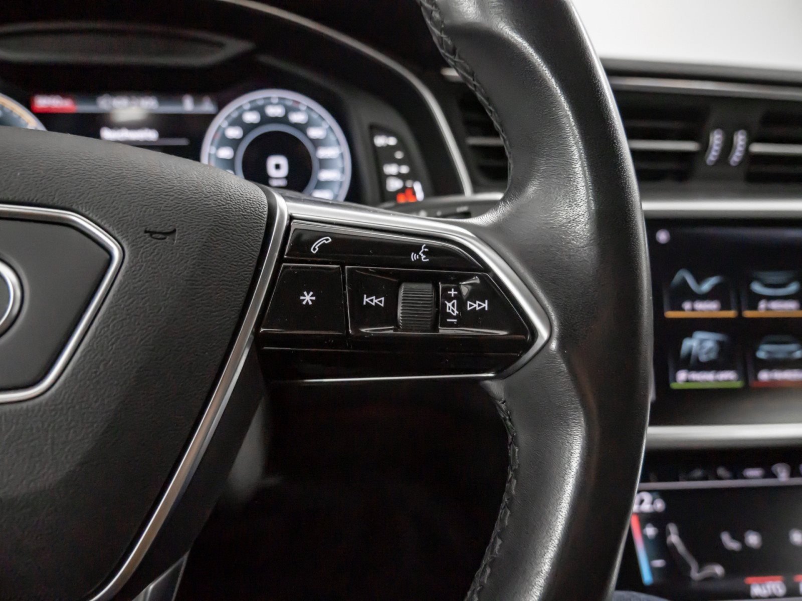 A6 Avant 50 TFSI e quattro sport HuD Rückfahrkamera Smartphone Interface