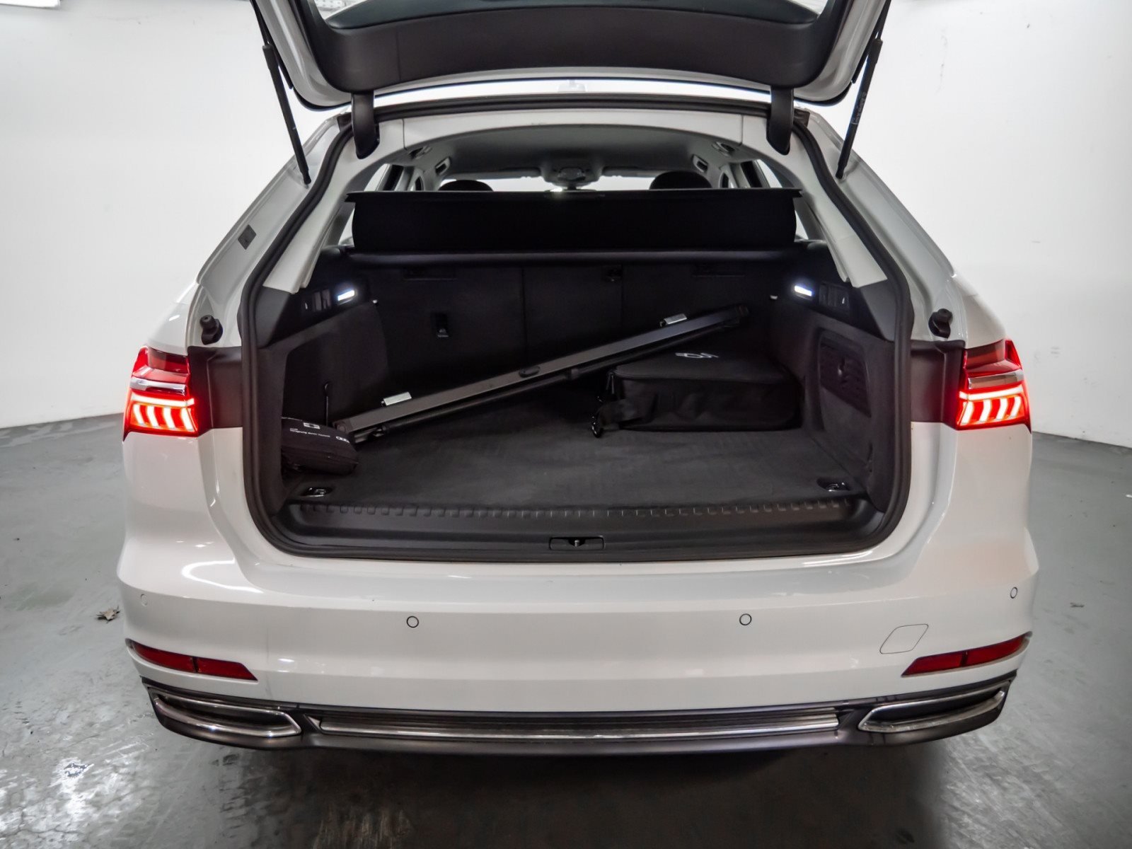 A6 Avant 50 TFSI e quattro sport HuD Rückfahrkamera Smartphone Interface