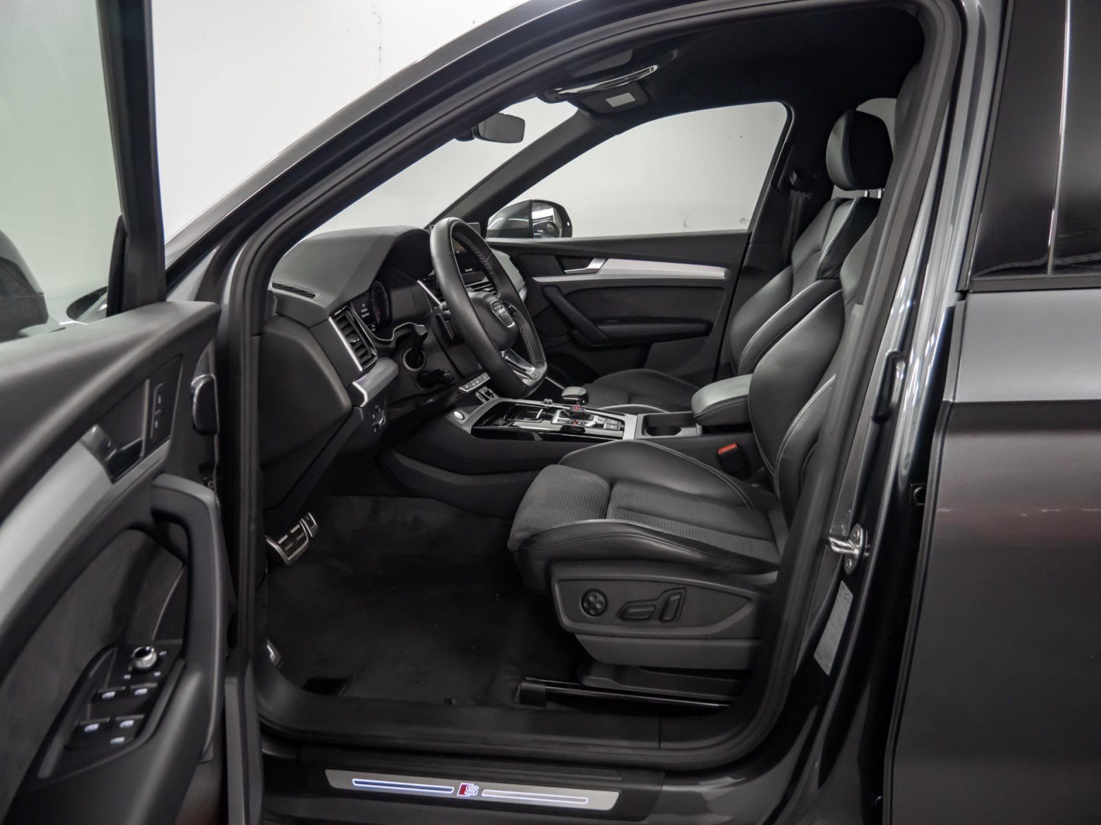 SQ5 Sportback 3.0 TDI quattro AHK Matrix LED Smartphone Interface