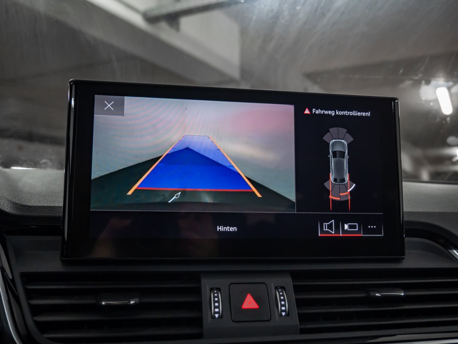 SQ5 Sportback 3.0 TDI quattro AHK Matrix LED Smartphone Interface