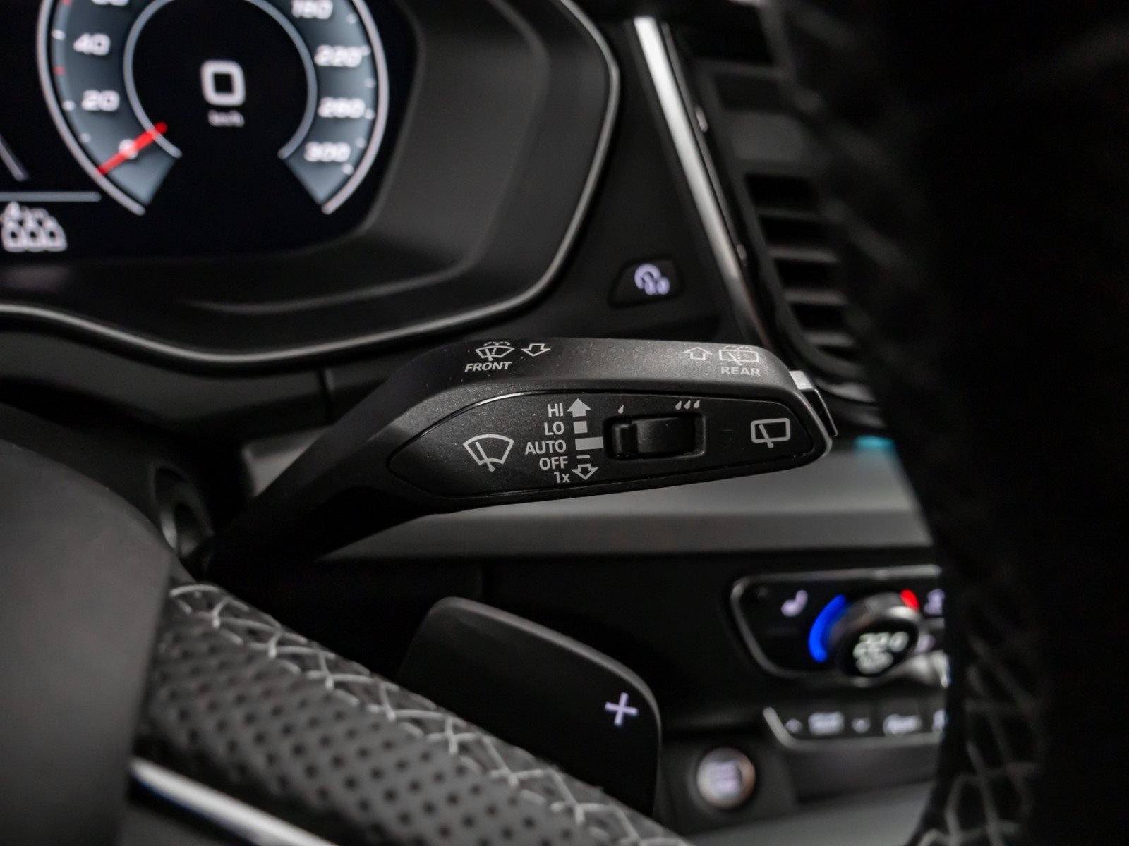 SQ5 Sportback 3.0 TDI quattro AHK Matrix LED Smartphone Interface