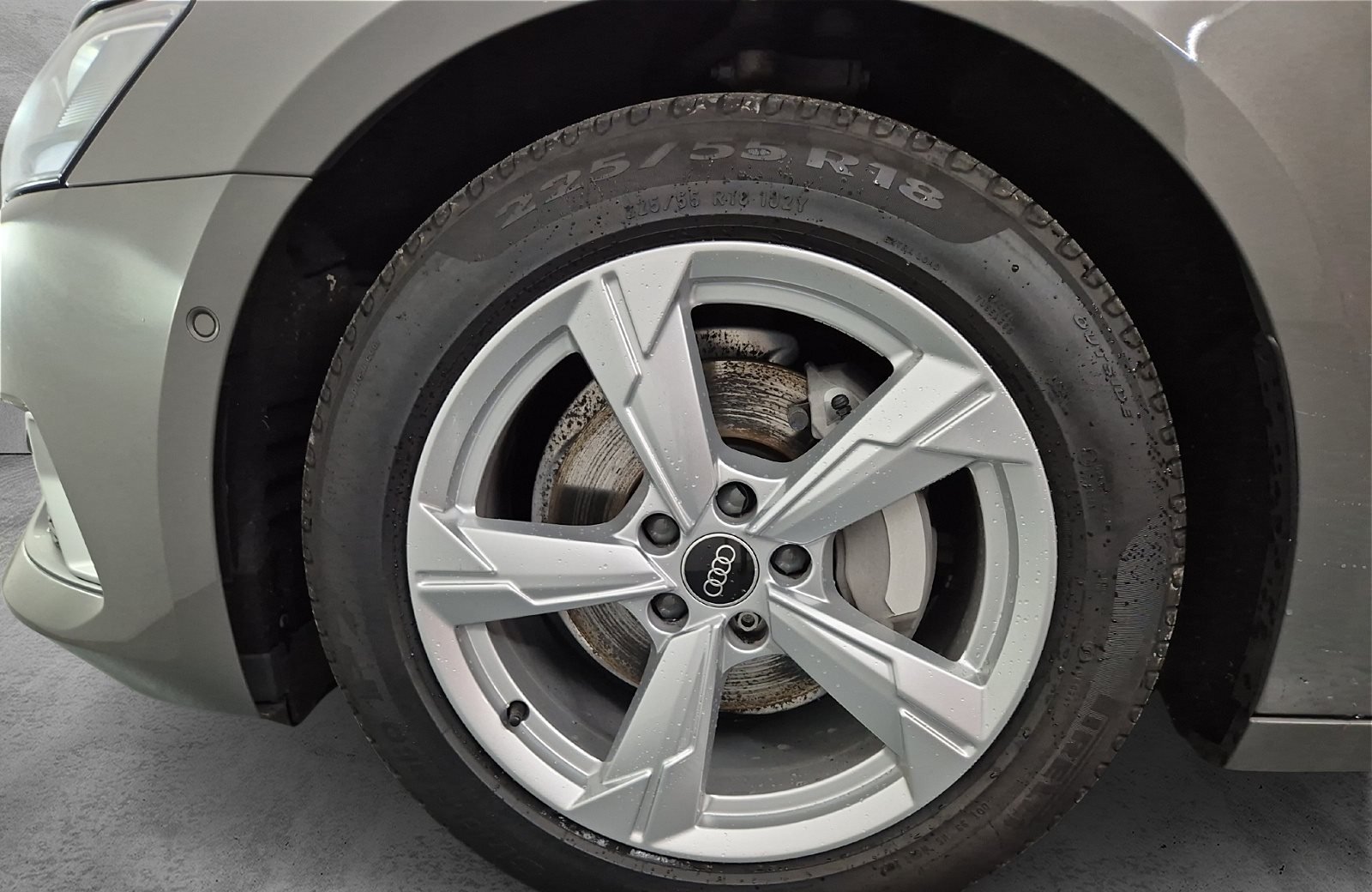 A6 Avant 40 TDI sport AHK Smartphone Interface Pano