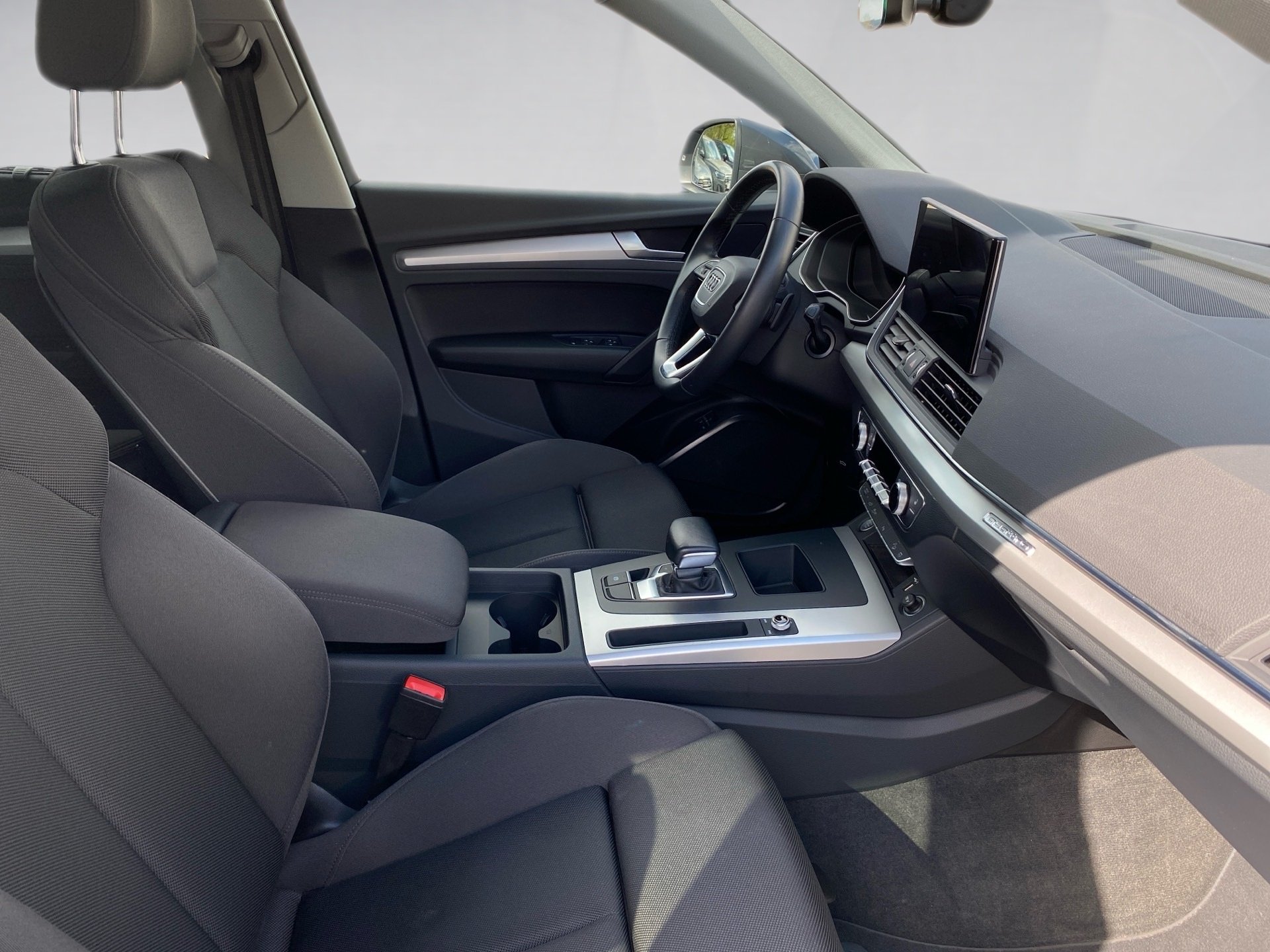 Q5 50 TFSI e quattro AHK Navi Standklima AHK AUT