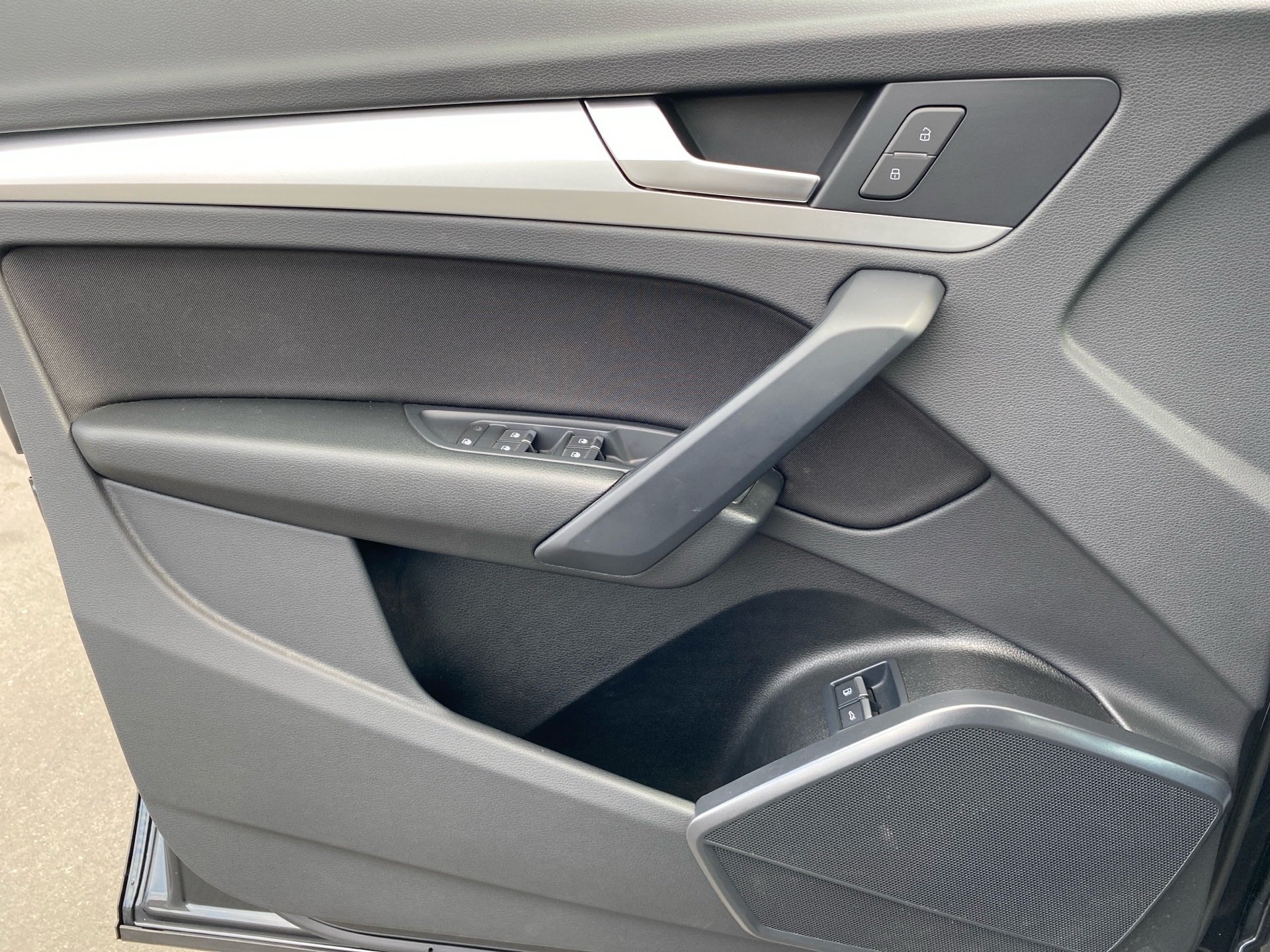 Q5 50 TFSI e quattro AHK Navi Standklima AHK AUT