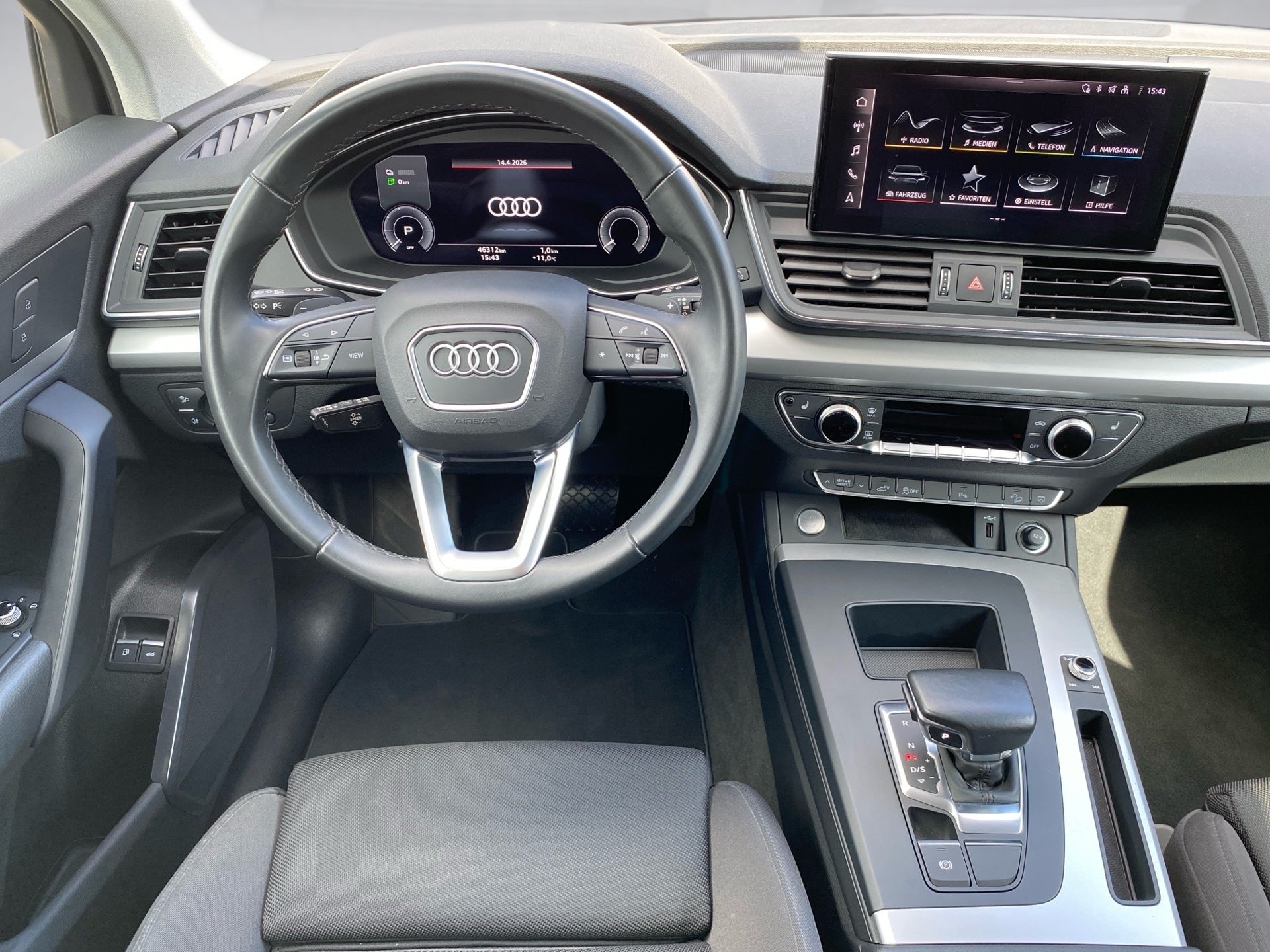 Q5 50 TFSI e quattro AHK Navi Standklima AHK AUT