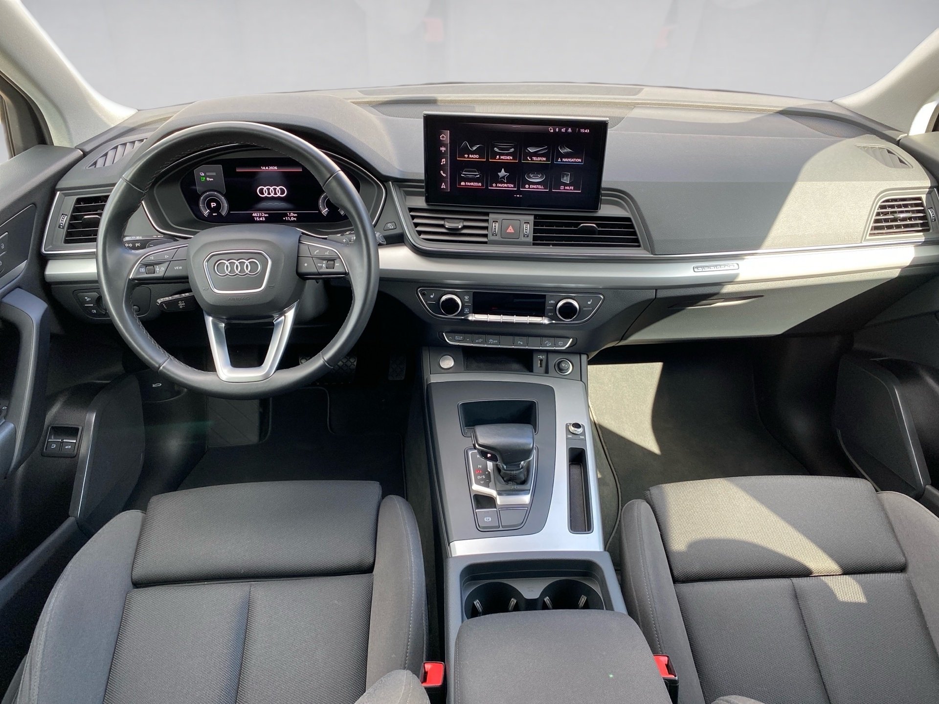 Q5 50 TFSI e quattro AHK Navi Standklima AHK AUT