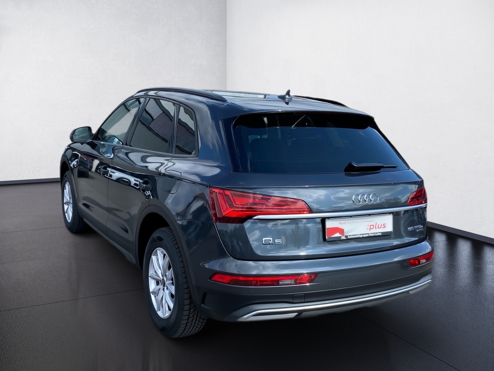 Q5 50 TFSI e quattro AHK Navi Standklima AHK AUT