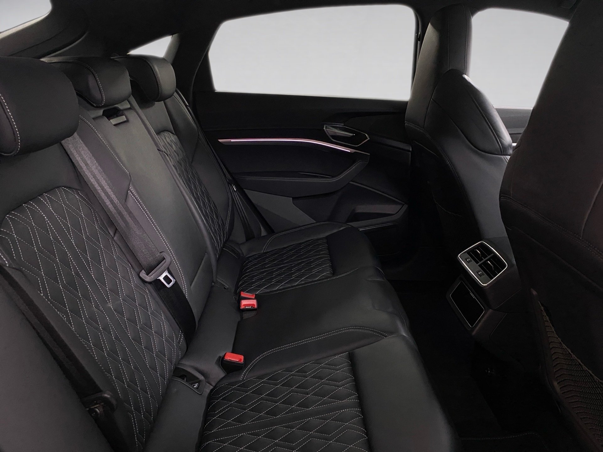 e-tron S Sportback 370 kW Pano B&O 3xKlima AUT
