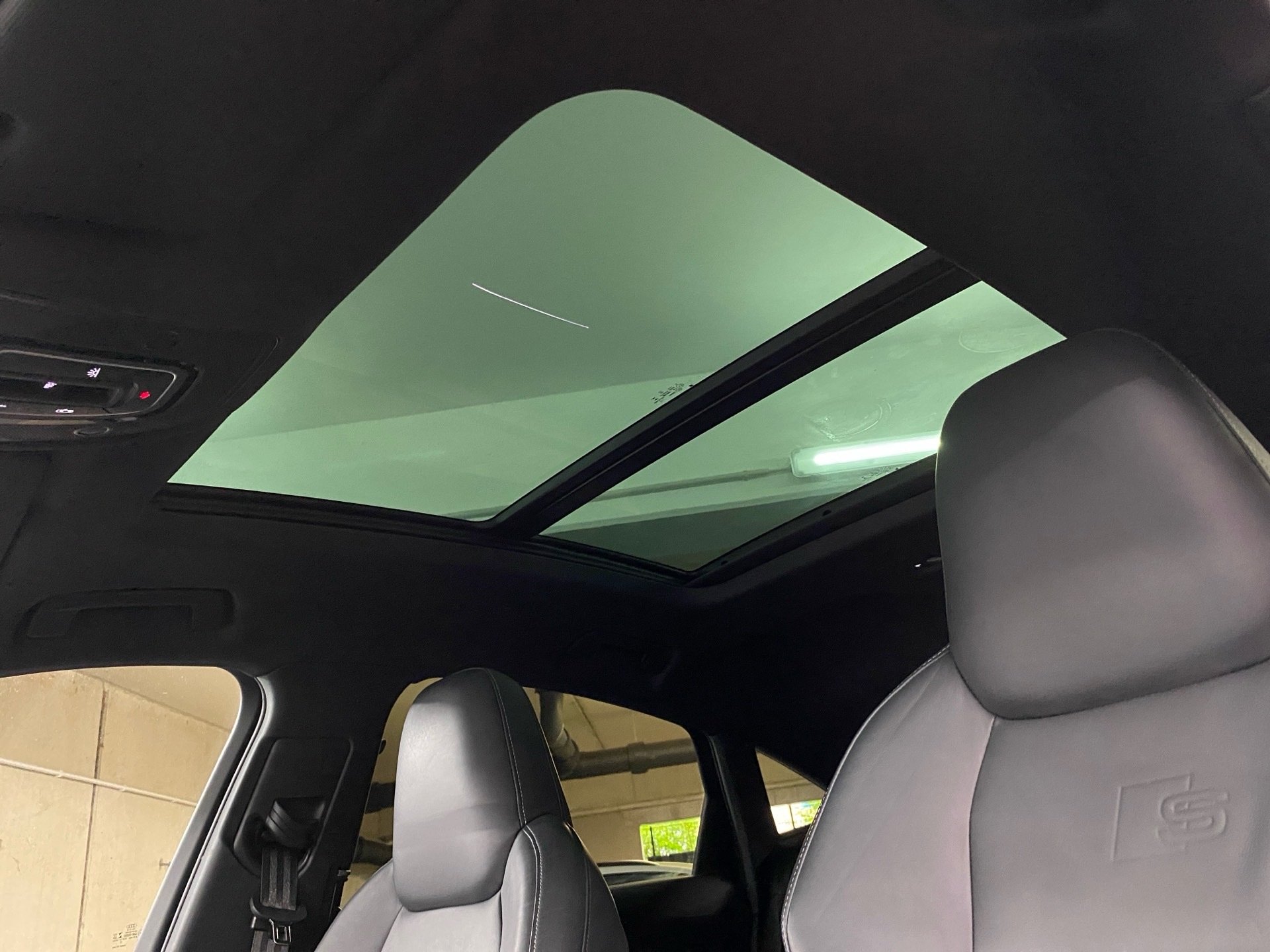 e-tron S Sportback 370 kW Pano B&O 3xKlima AUT