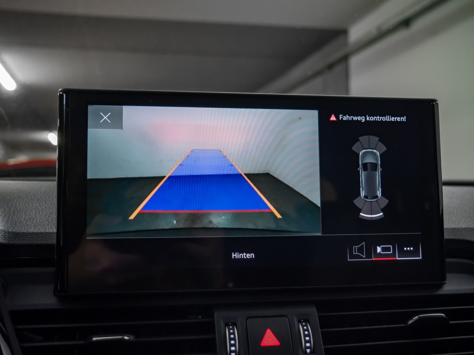 SQ5 TDI quattro AHK Luftfederung ACC AHK AUT LED