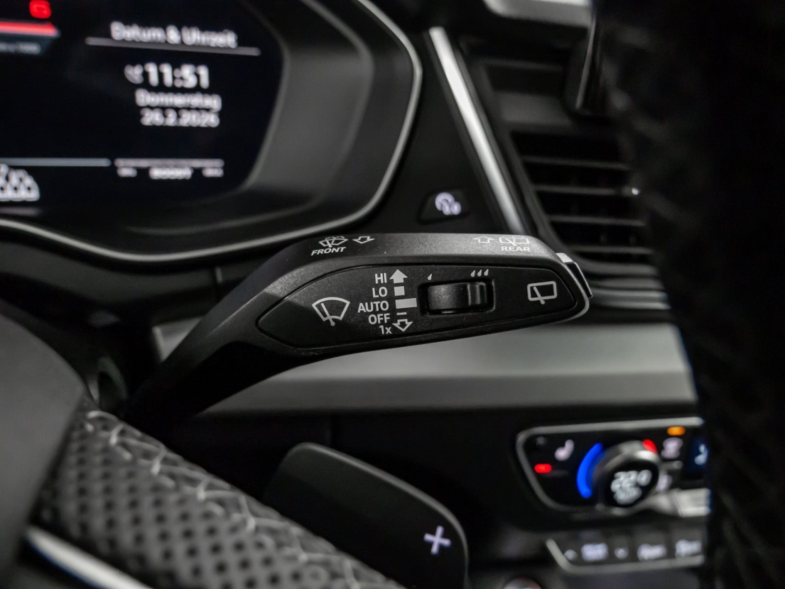 SQ5 TDI quattro AHK Luftfederung ACC AHK AUT LED