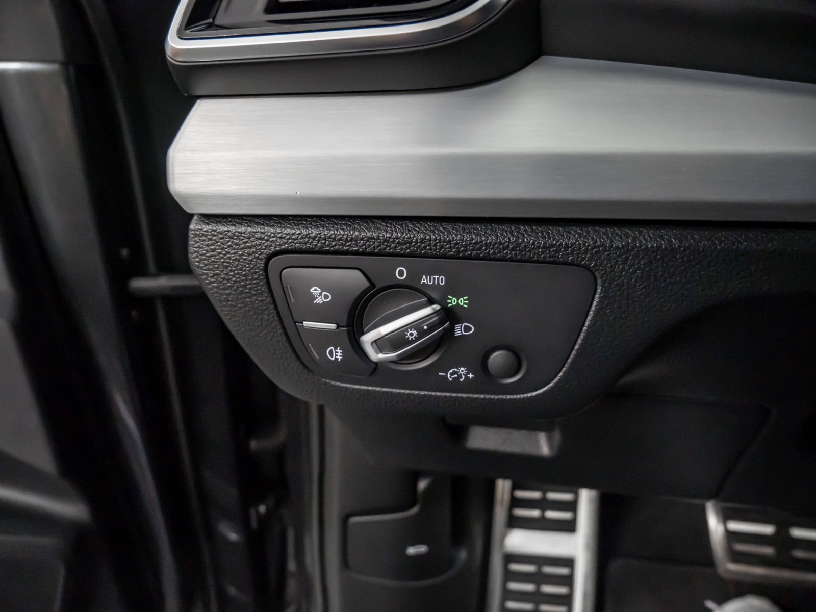 SQ5 TDI quattro AHK Luftfederung ACC AHK AUT LED