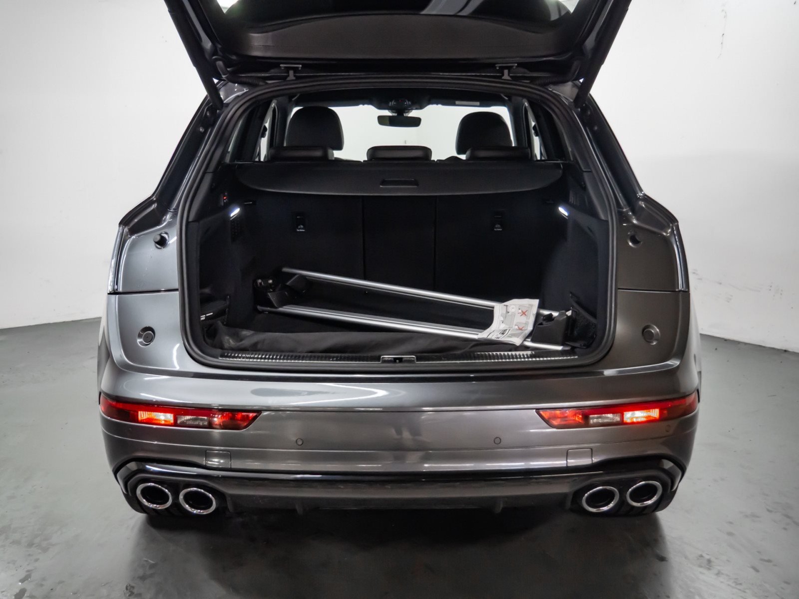 SQ5 TDI quattro AHK Luftfederung ACC AHK AUT LED