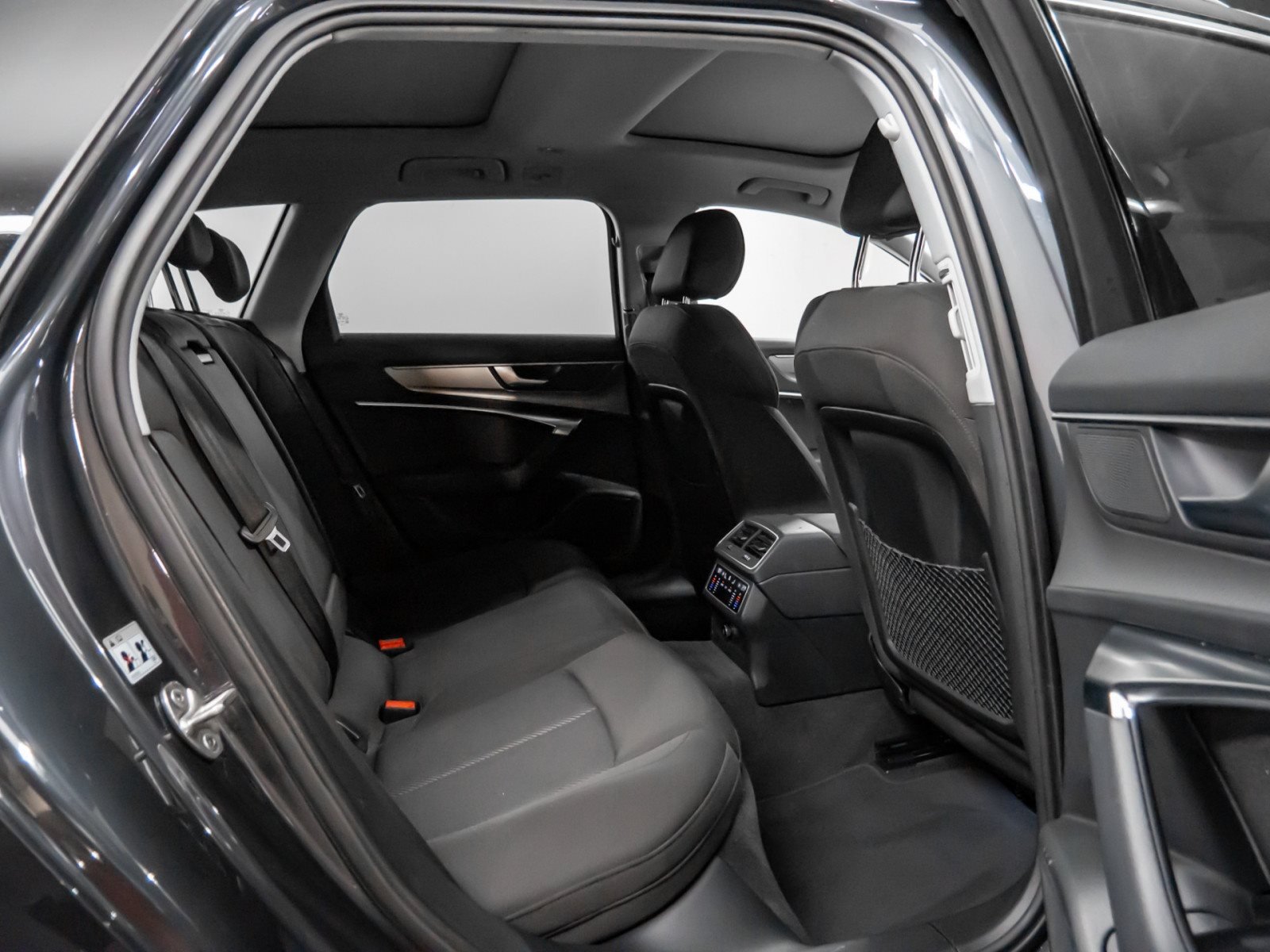 A6 Avant 40 TDI quattro sport Standheizung Panoramadach Anhängerkupplung