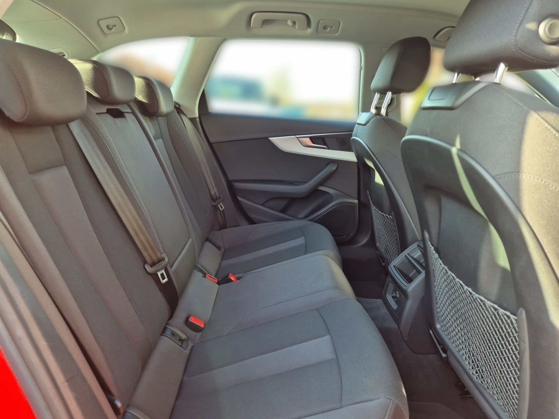 A4 Avant advanced 40 TFSI Standheizung Sportsitze Smartphone-Interface