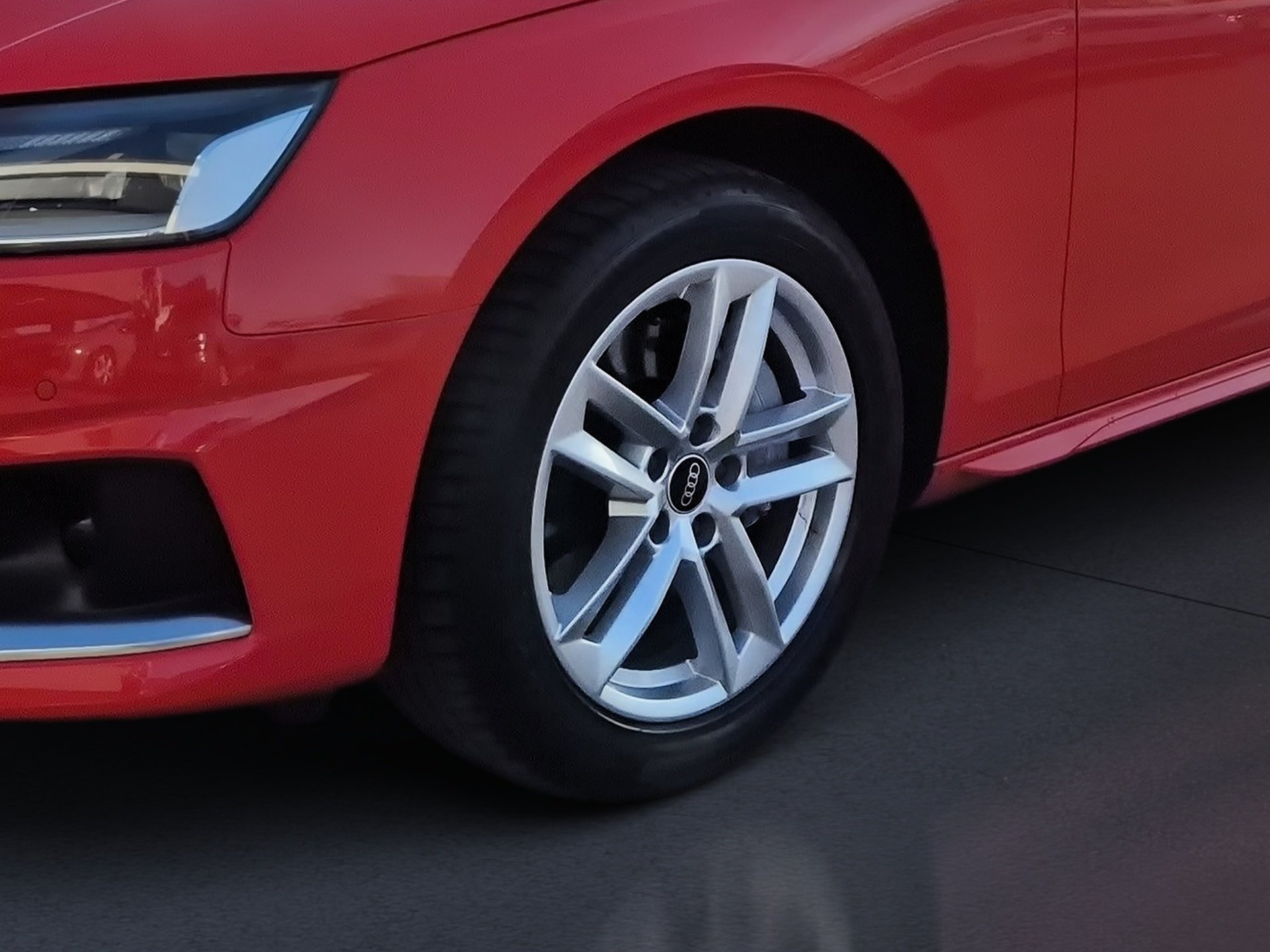 A4 Avant advanced 40 TFSI Standheizung Sportsitze Smartphone-Interface