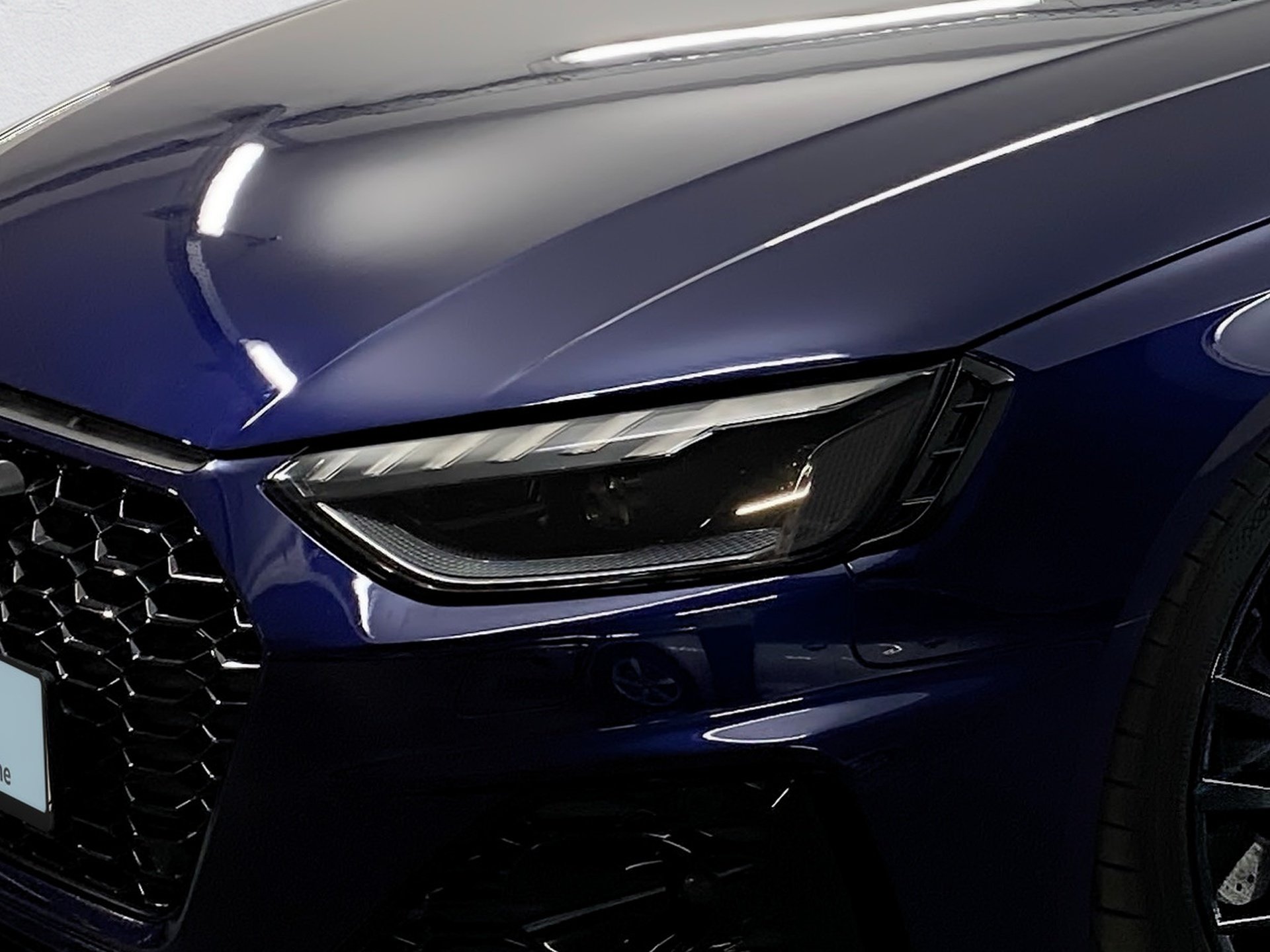 RS4 Avant 2.9 TFSI quattro RS-Sportabgasanlage Smartphone-Interface