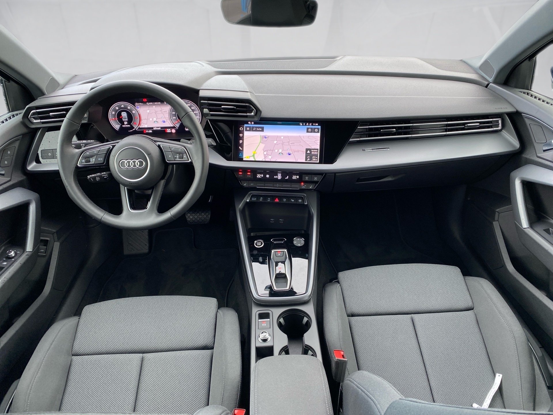 A3 Limousine 30 TFSI S line Sportsitze Anhängevorrichtung