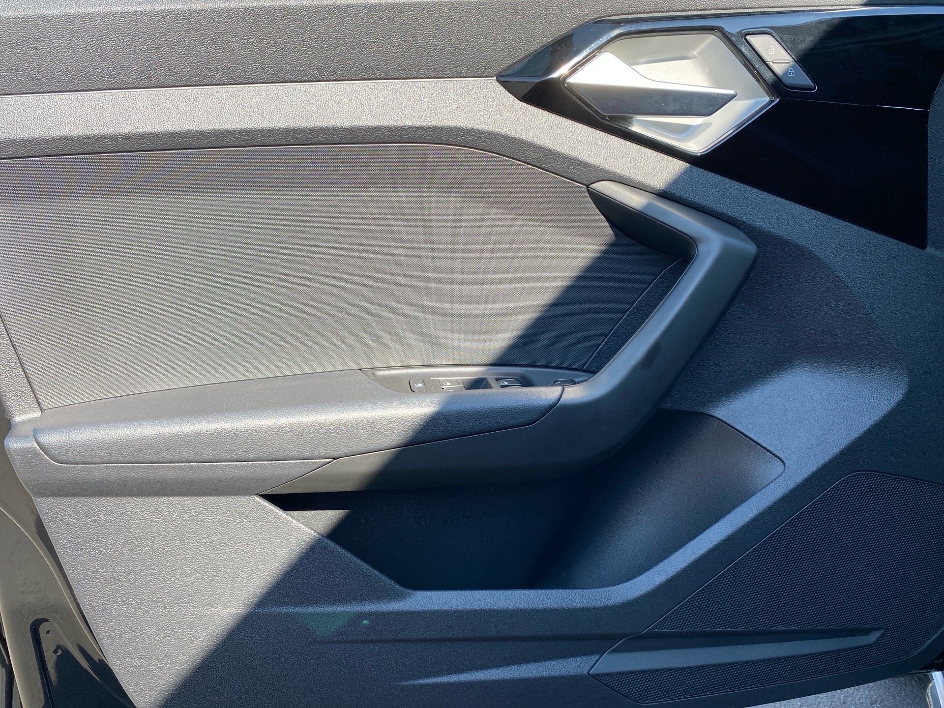 A1 Sportback 30 TFSI S line Sportsitze LED AUT