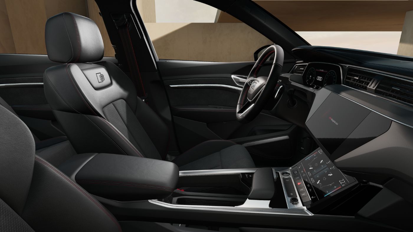 Q8 e-tron  55  quattro AHK Pano S line 3xKlima