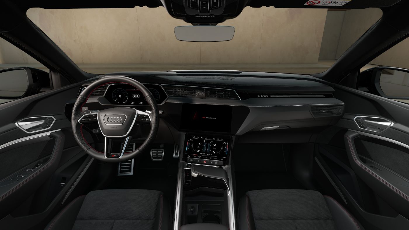 Q8 e-tron  55  quattro AHK Pano S line 3xKlima