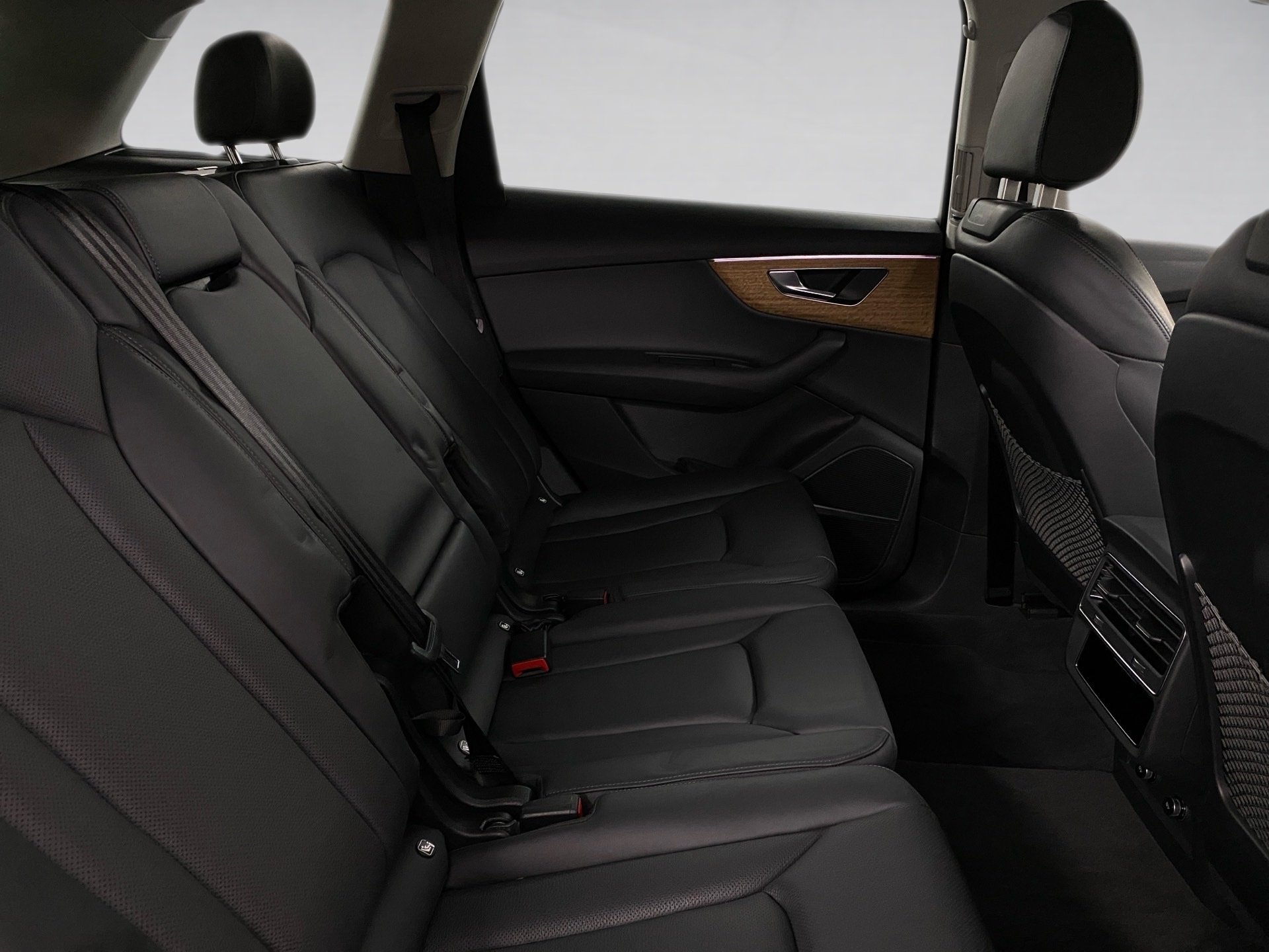 Q7 50 TDI S line quattro Allradlenkung Pano Standheizung