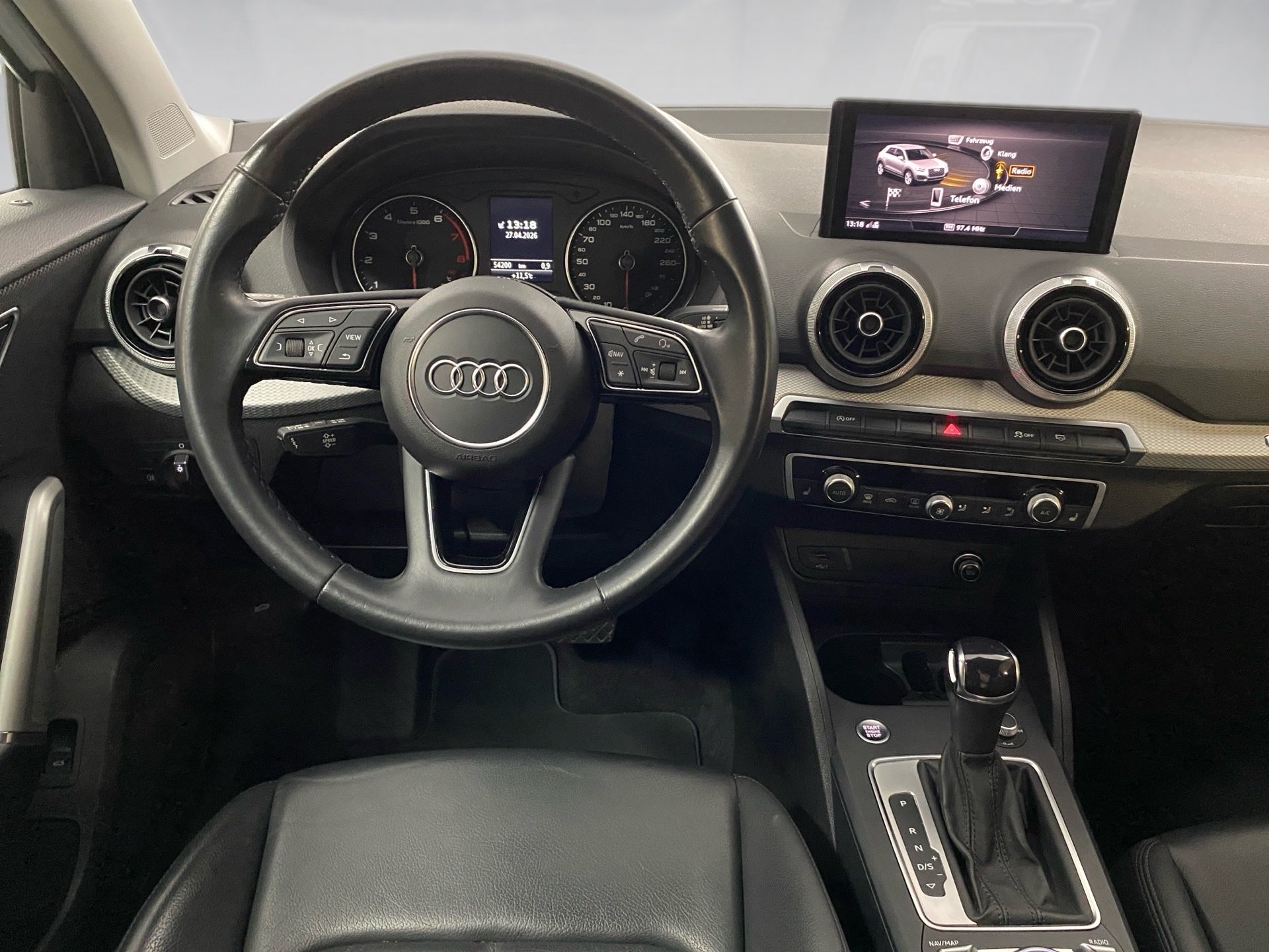 Q2 advanced 35 TFSI Navi Sportsitze AUT DynLicht