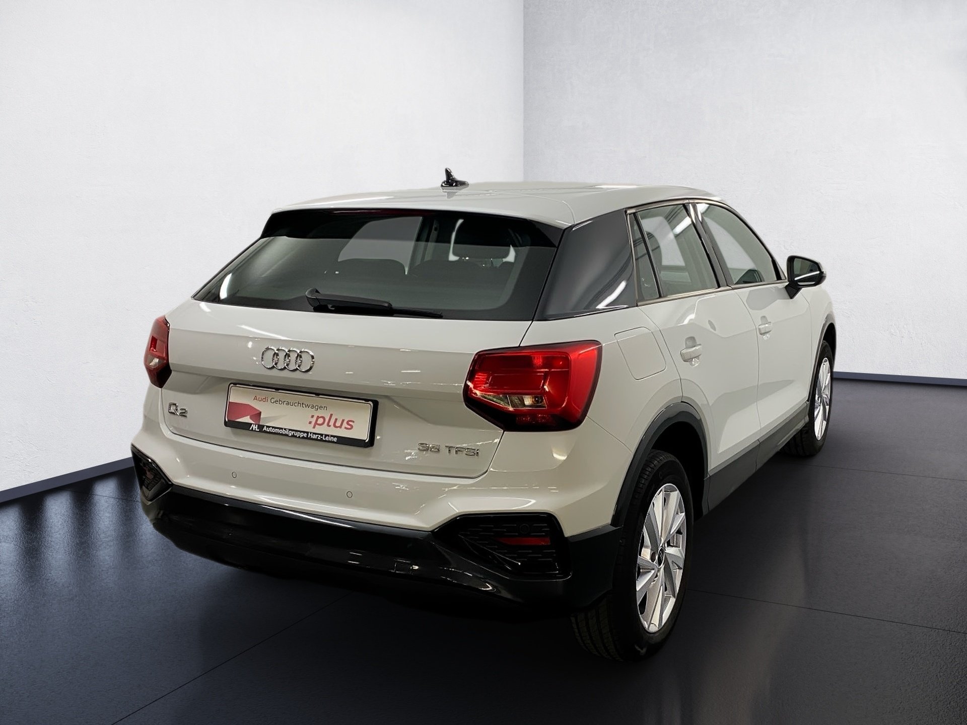 Q2 advanced 35 TFSI Navi Sportsitze AUT DynLicht