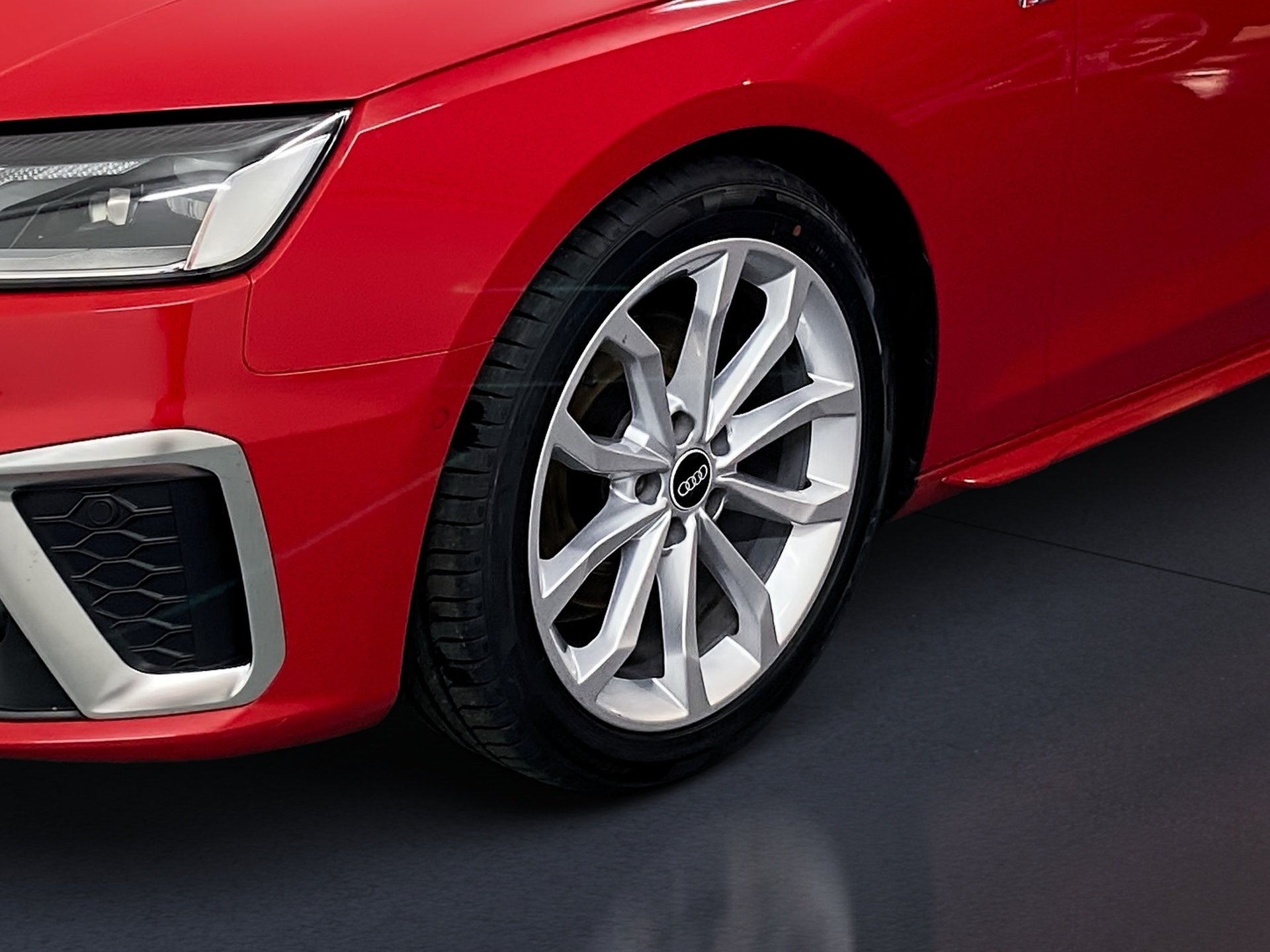 A4 Avant 35 TFSI S line Standheizung AHK 360 AHK