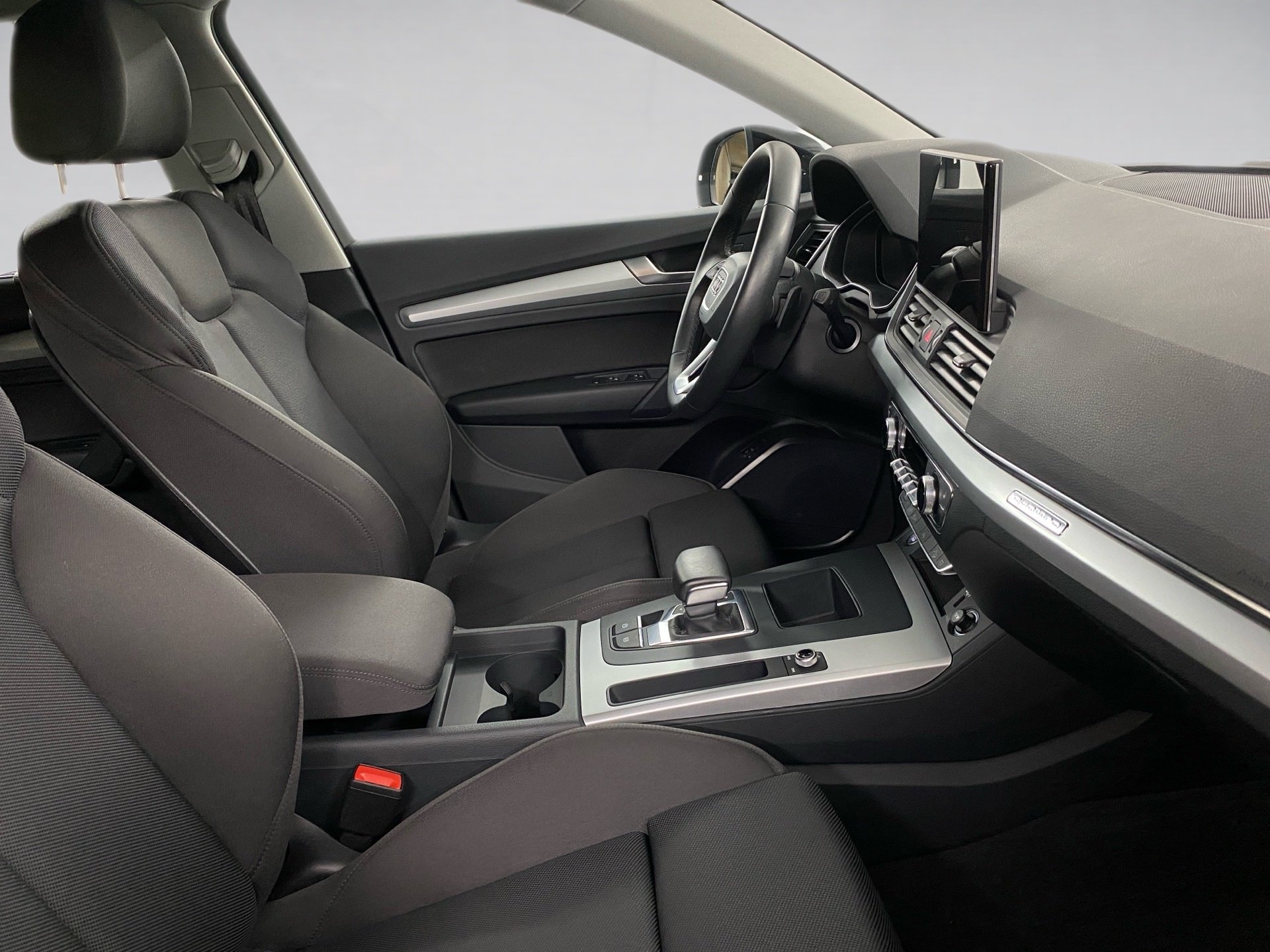 Q5 TFSI e S line S line 50 TFSI e quattro 220(299)  S tronic