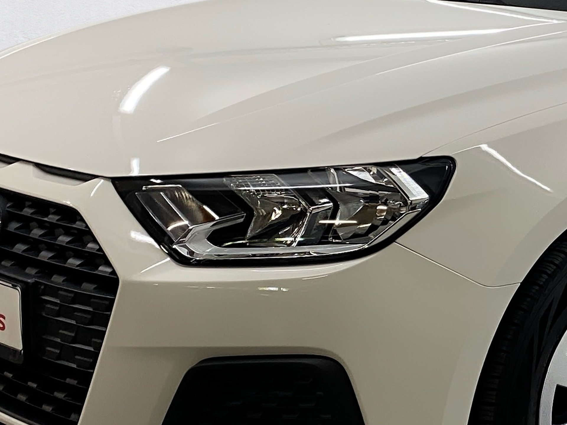 A1 Sportback 25 TFSI Einparkhilfe hinten LM PDC