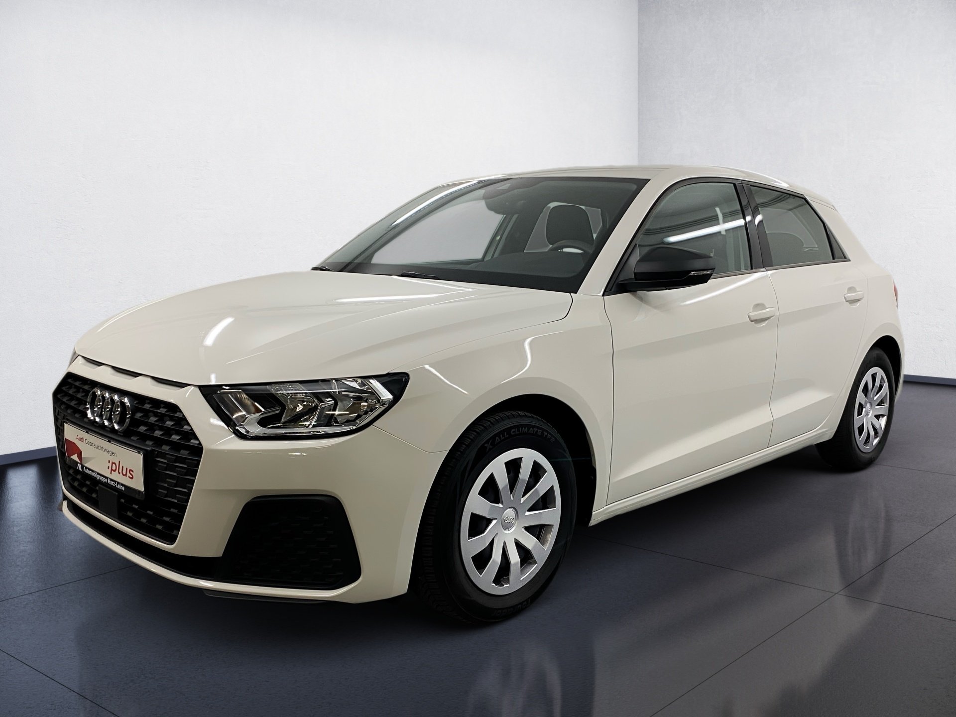 A1 Sportback 25 TFSI Einparkhilfe hinten LM PDC