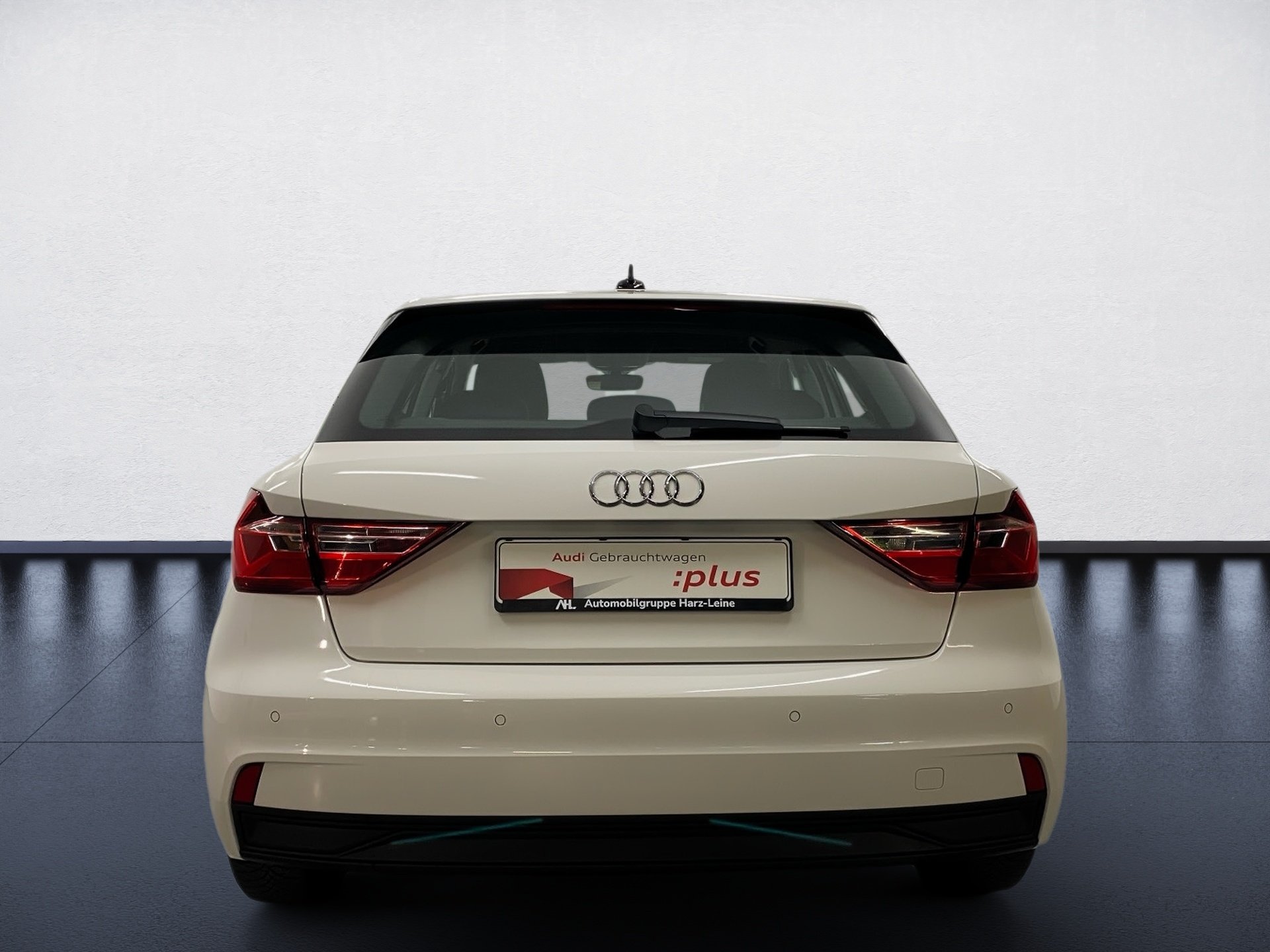 A1 Sportback 25 TFSI Einparkhilfe hinten LM PDC