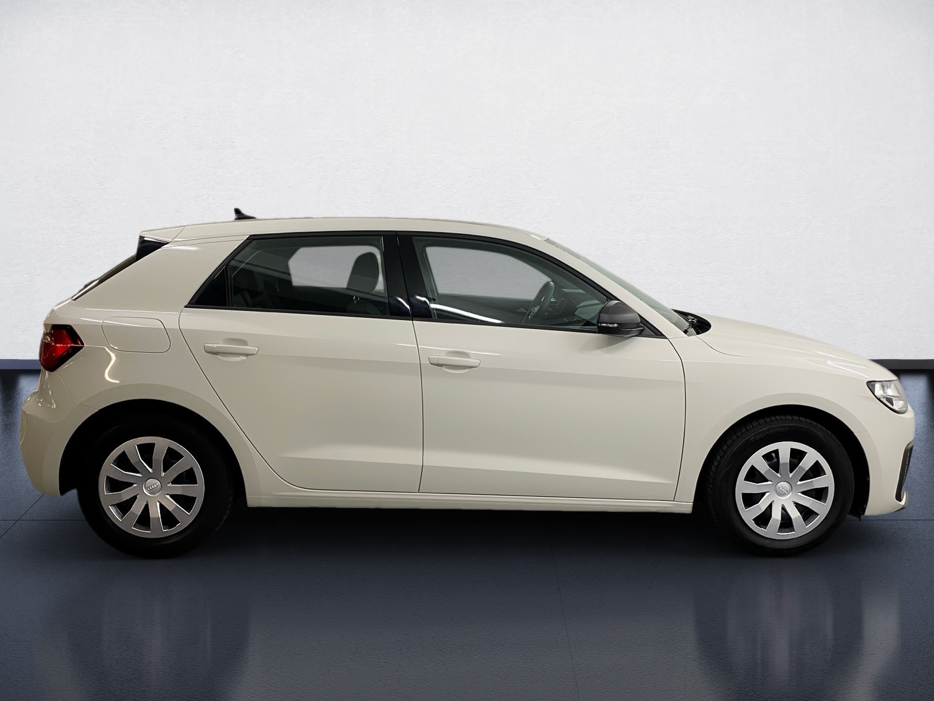 A1 Sportback 25 TFSI Einparkhilfe hinten LM PDC