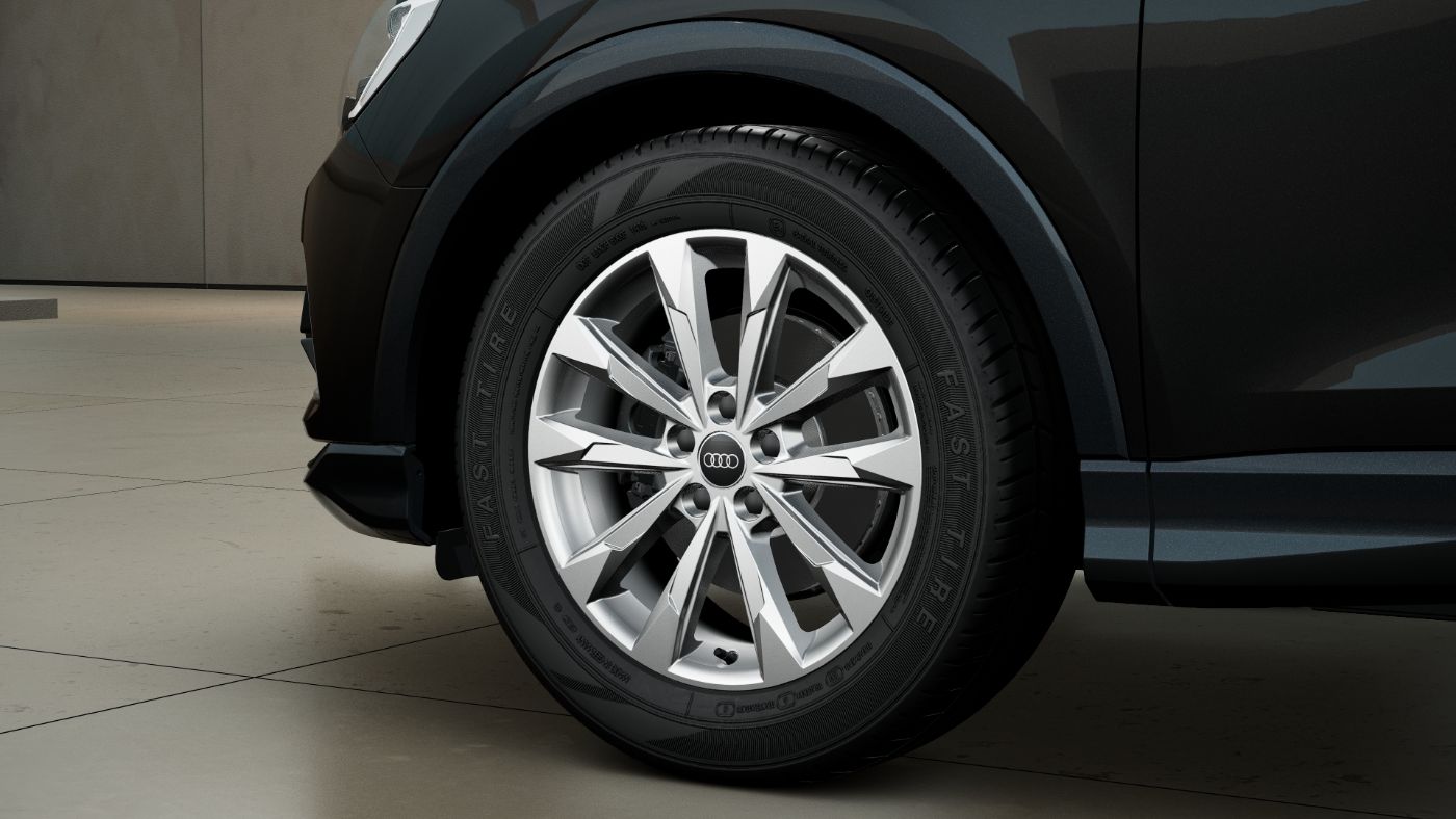 Q3 advanced 35 TFSI AHK Navi plus Smartphone Interface