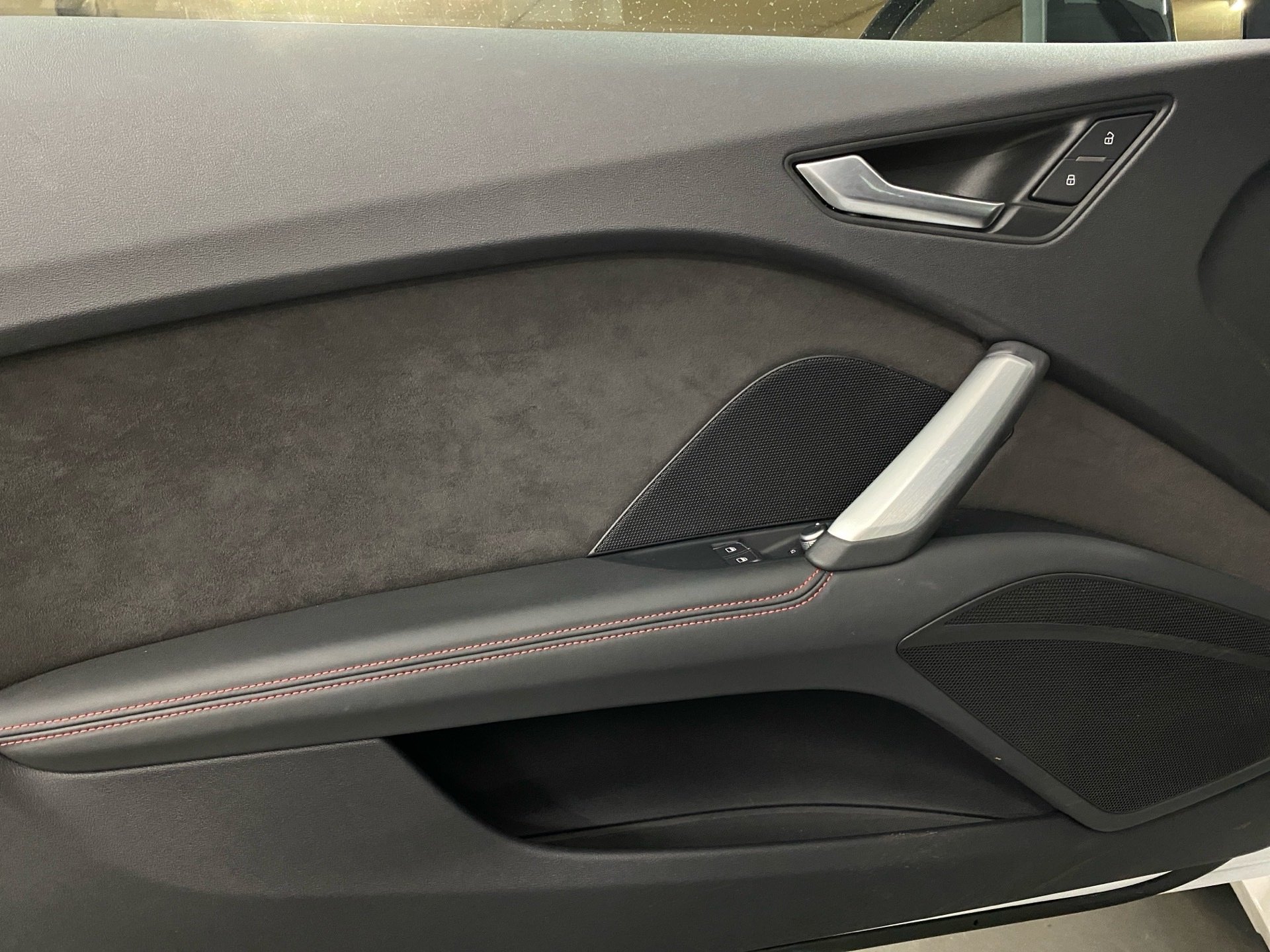 TT Roadster 40 TFSI S Sportsitze Smartphone Interface