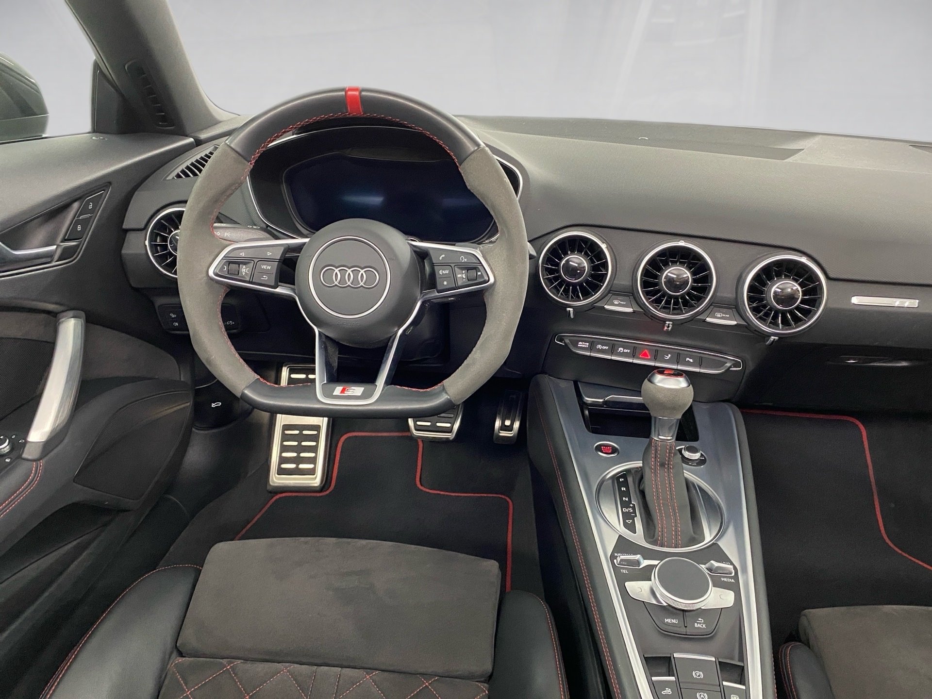 TT Roadster 40 TFSI S Sportsitze Smartphone Interface