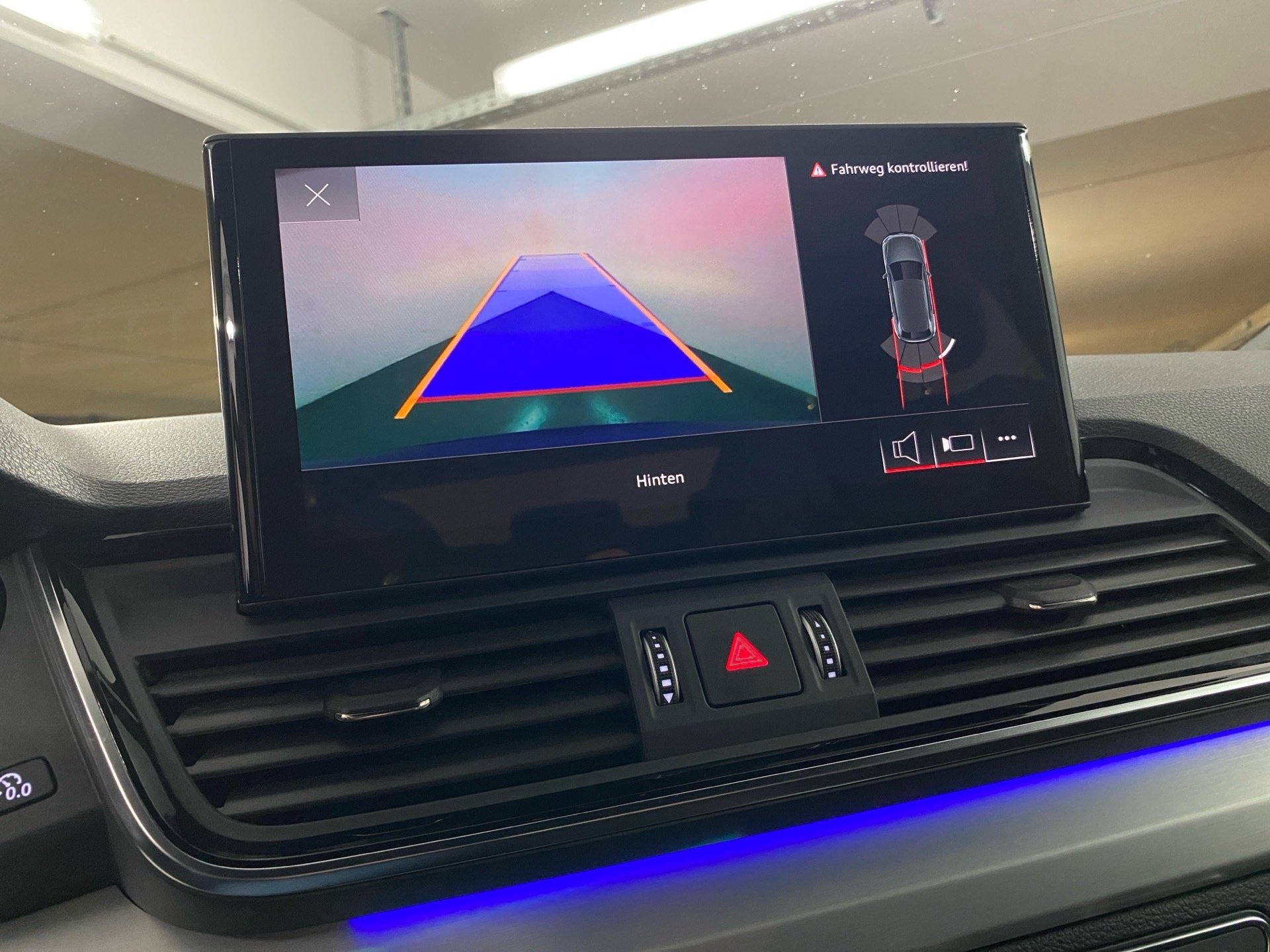 Q5 55 TFSI e quattro AHK Rückfahrkamera S line