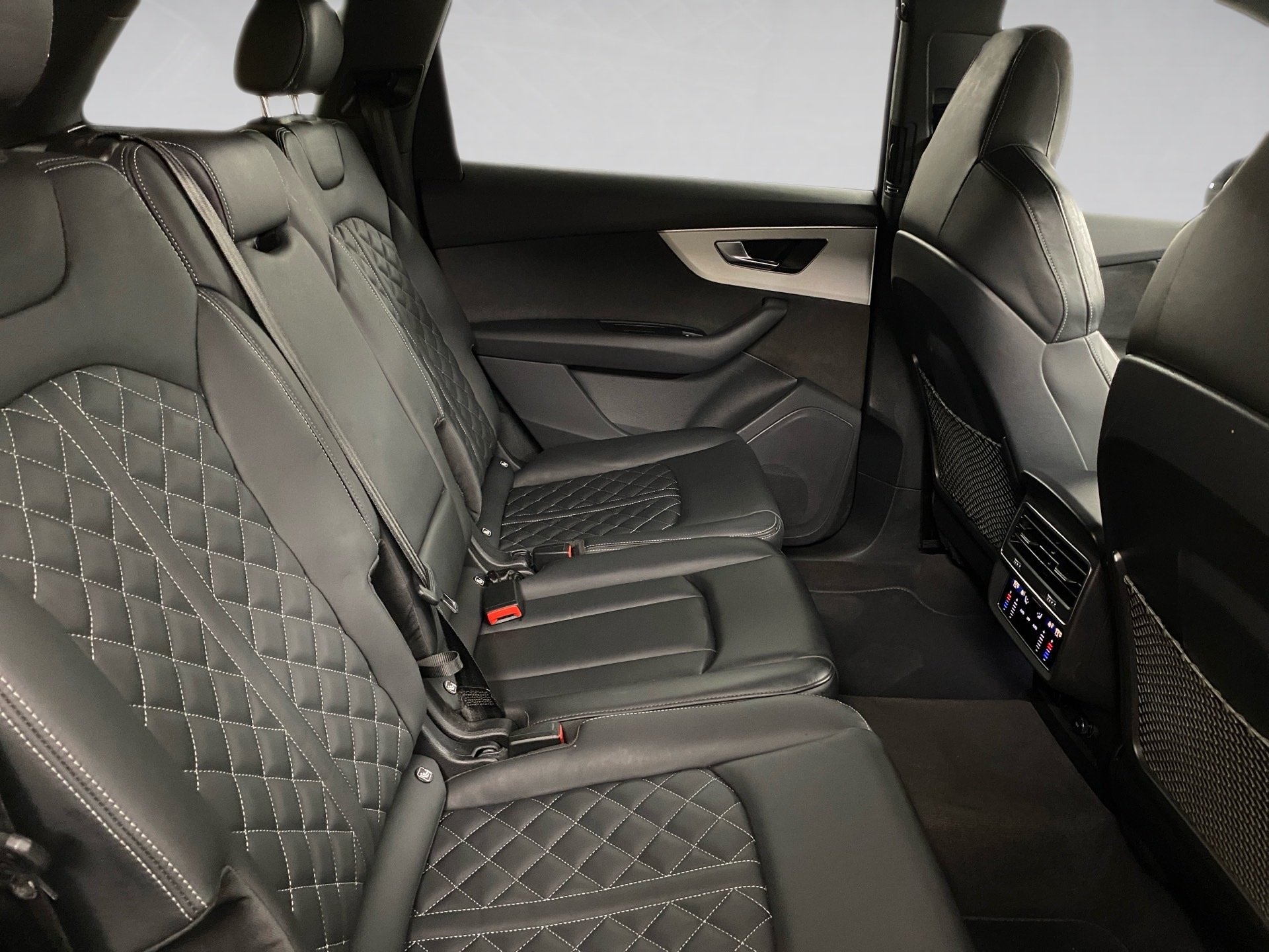 Q7 SUV 45 TDI quattro S line AHK Luftferderung